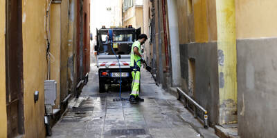 Face au surtourisme dans le Vieux Nice, les nettoyeurs sont mobilisés jour et nuit