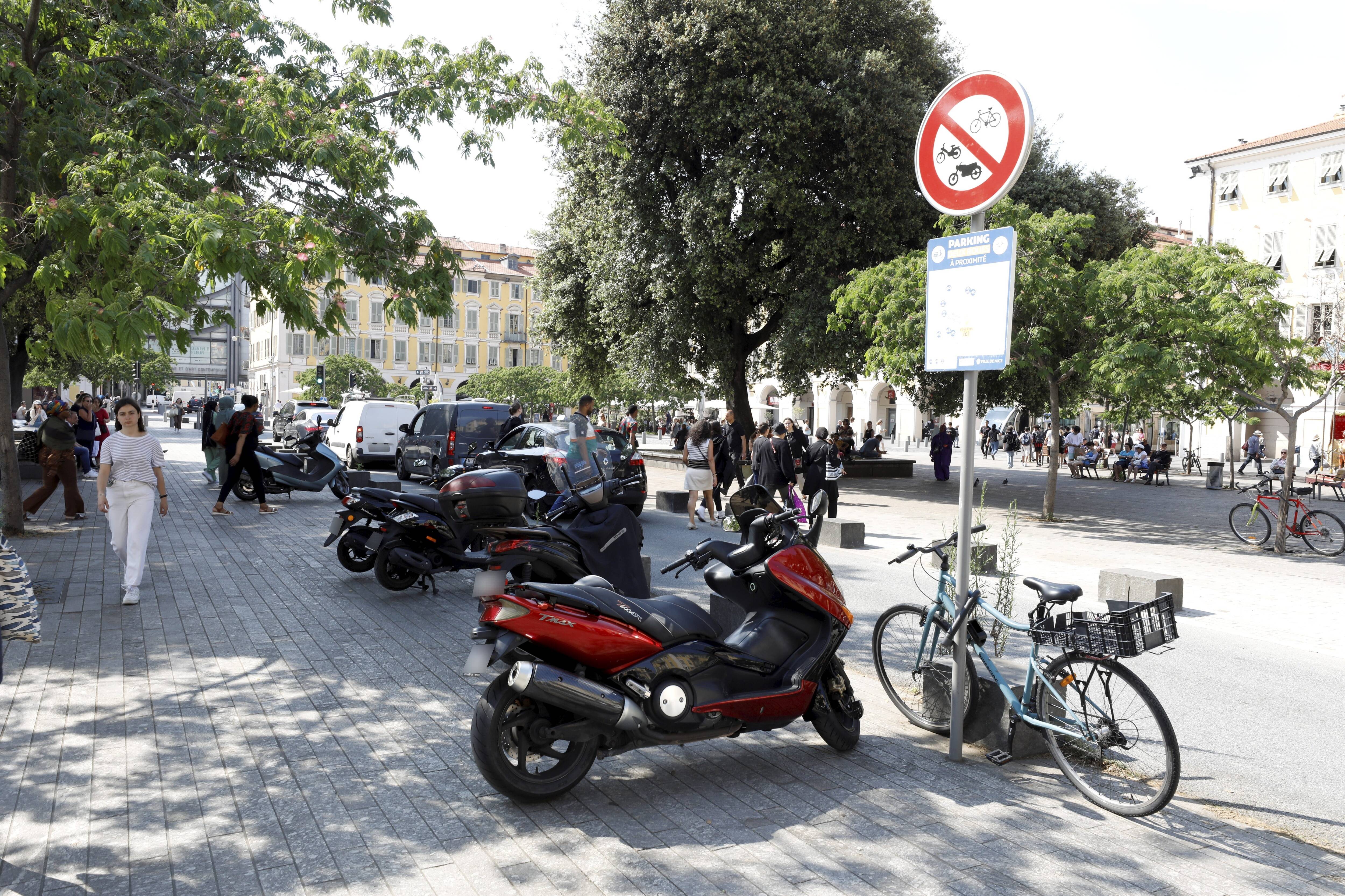 Vélos, scooters, motos: on fait le point sur les endroits où vous pouvez ou pas vous garer à Nice