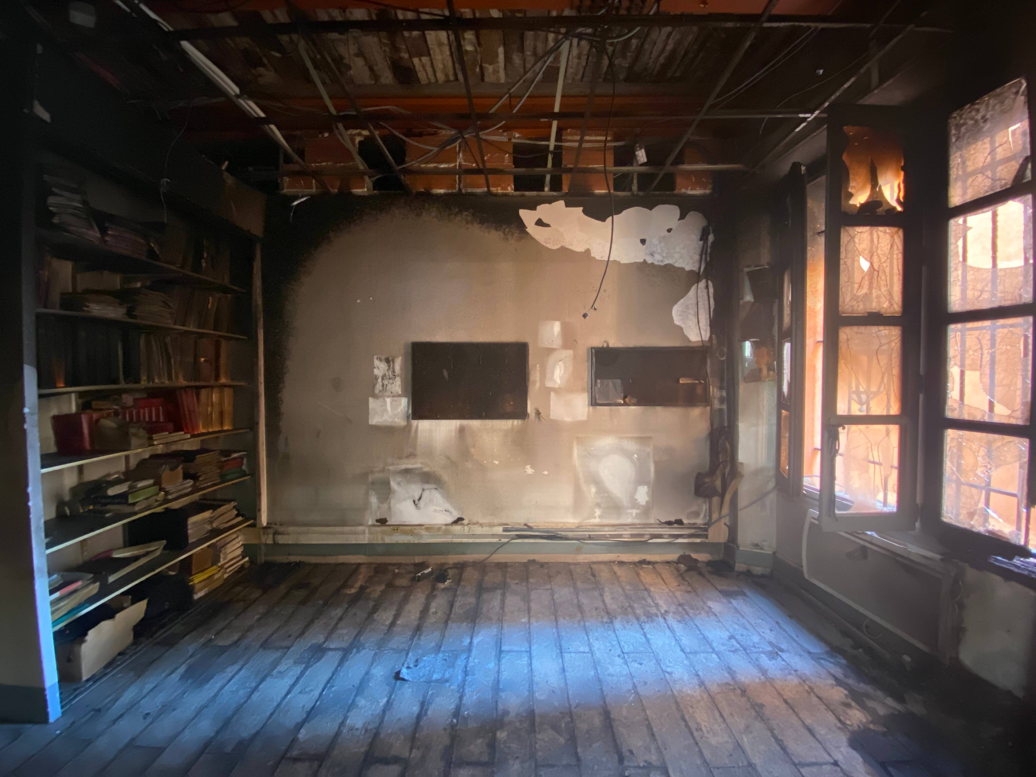 Incendie à la mairie de Saint-Tropez: retour à la normale dans les services ce mercredi