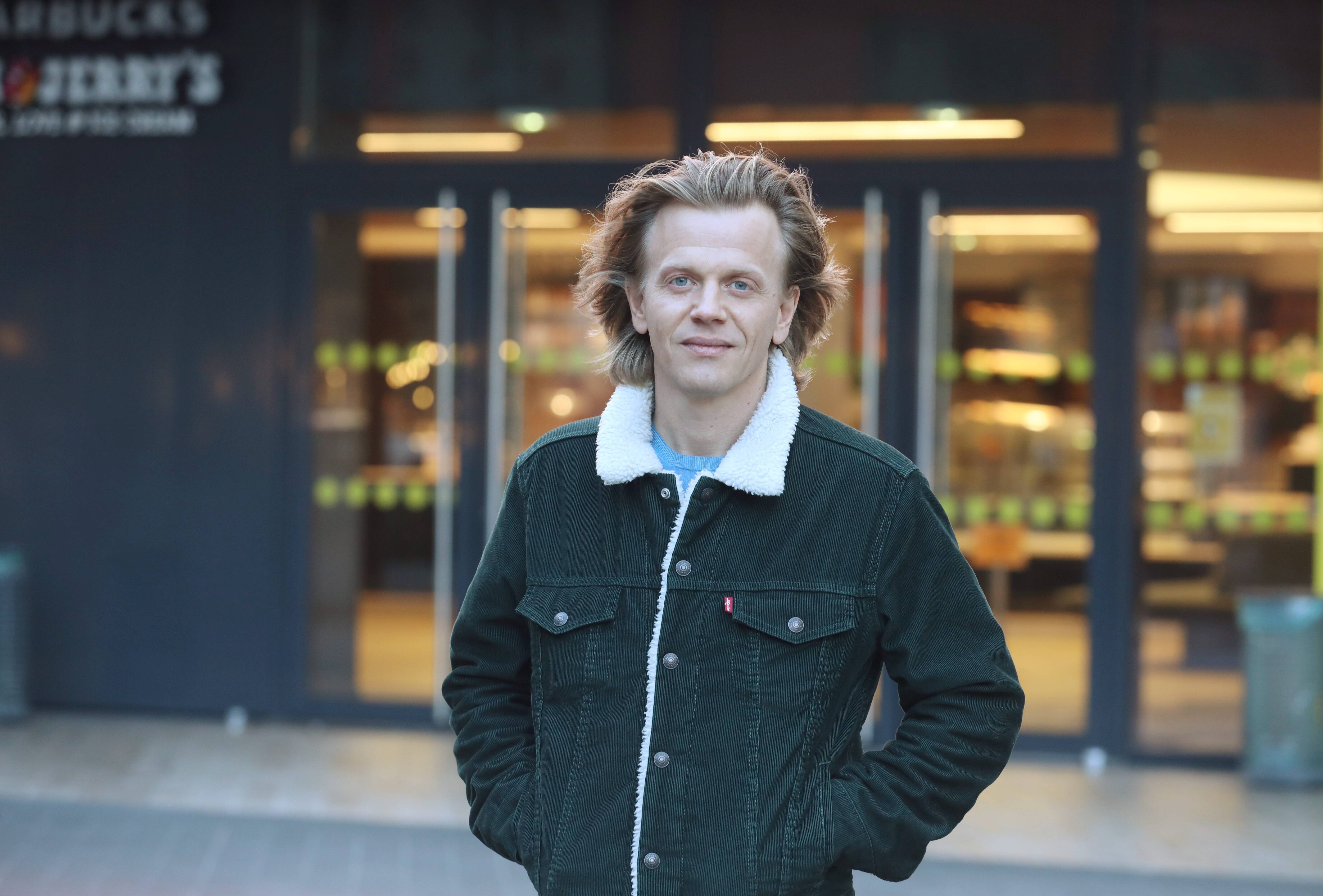 Alex Lutz président de la nouvelle édition de Cinéroman