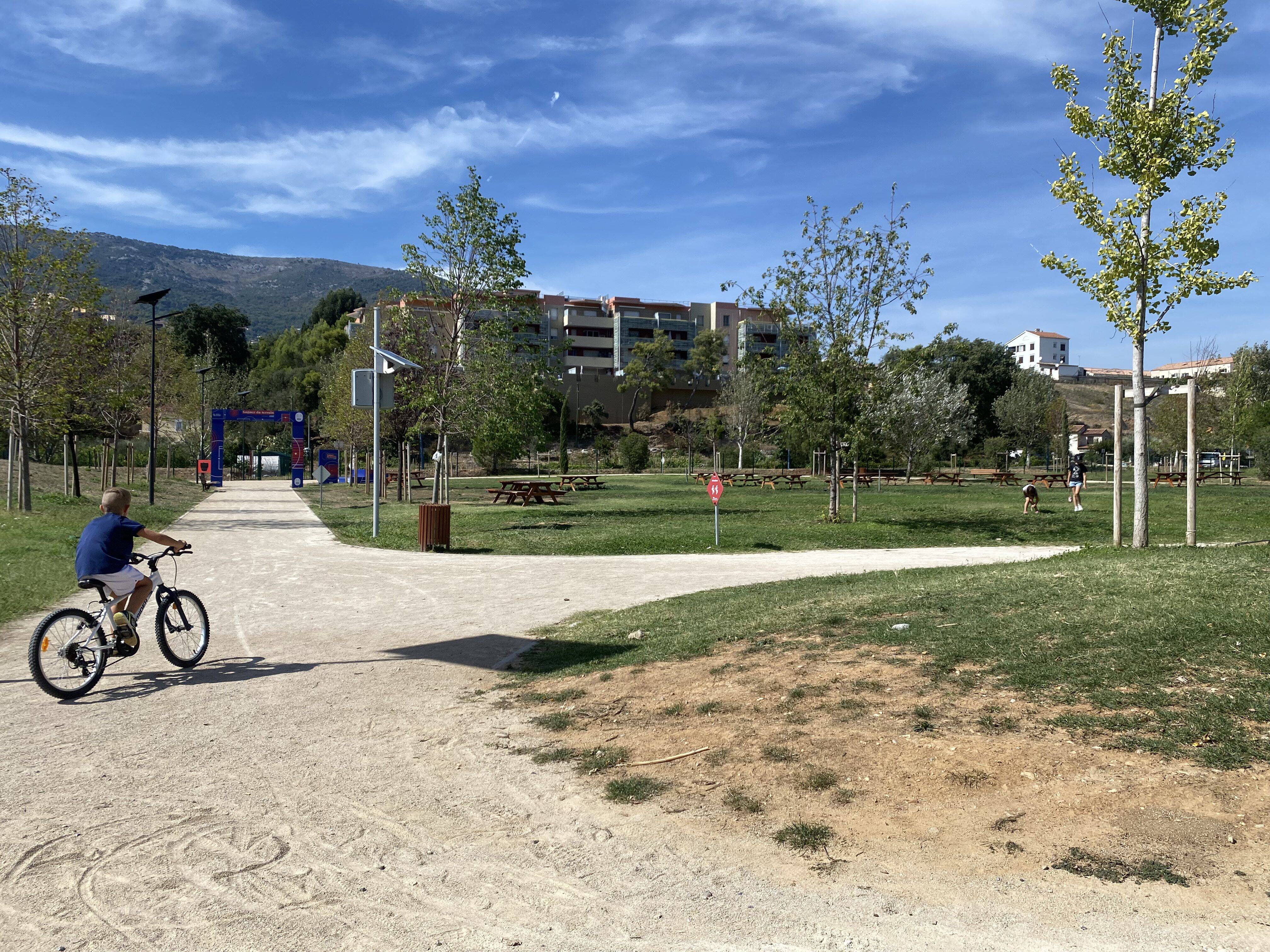 Anniversaires, sportifs, "super" pour les enfants: comment se porte le parc de La Tourre un an après son inauguration à Carros?