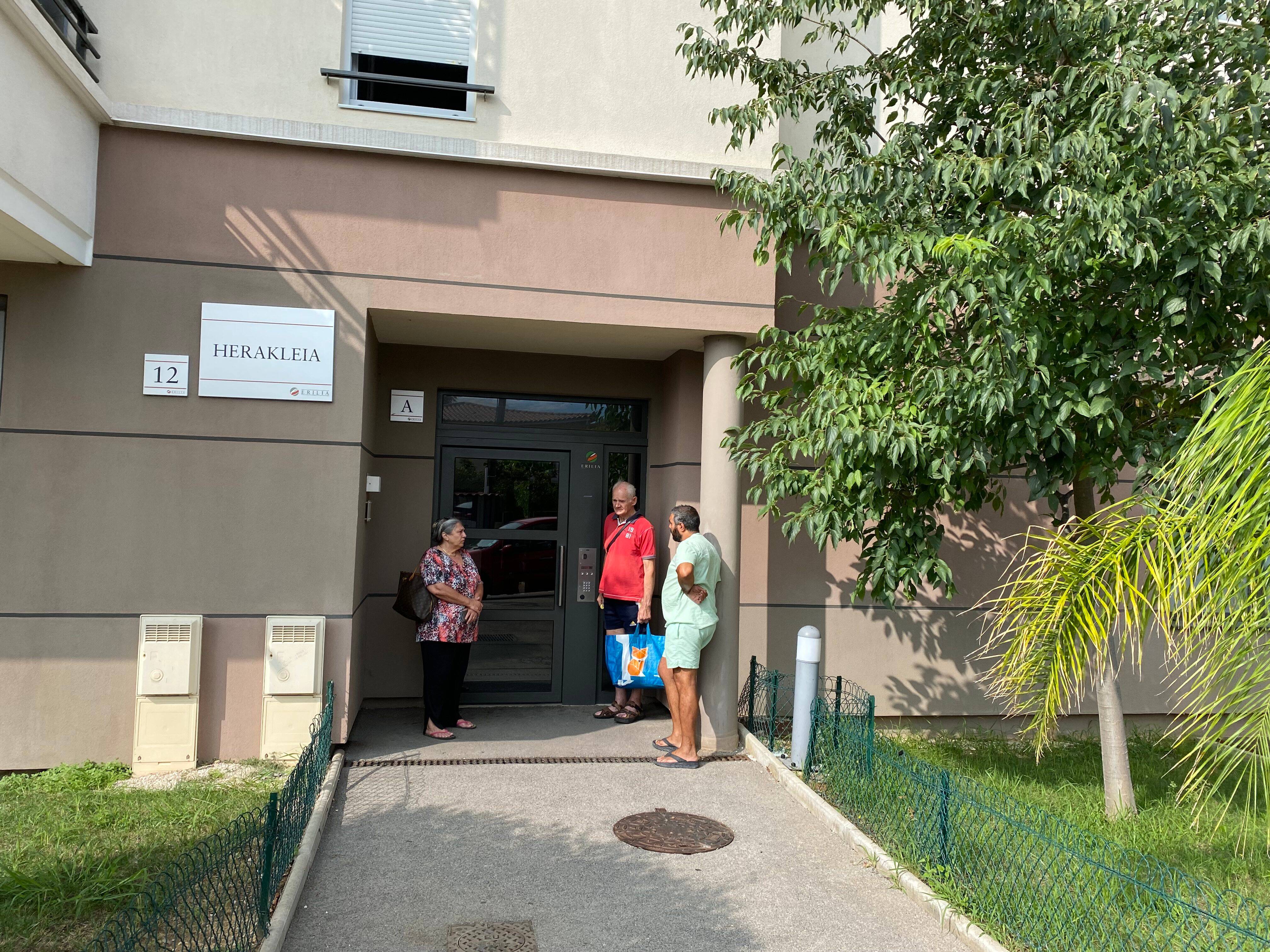 "Ma fille a descendu sa voisine sur son dos": l'ascenseur de leur immeuble en proie à des pannes à répétition à Cagnes-sur-Mer