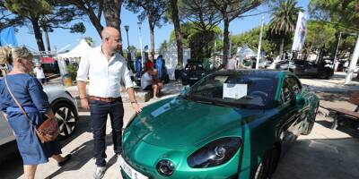 Alpine, Corvette, Aston Martin... ces voitures qui sortent du lot au salon de l'auto à Sainte-Maxime