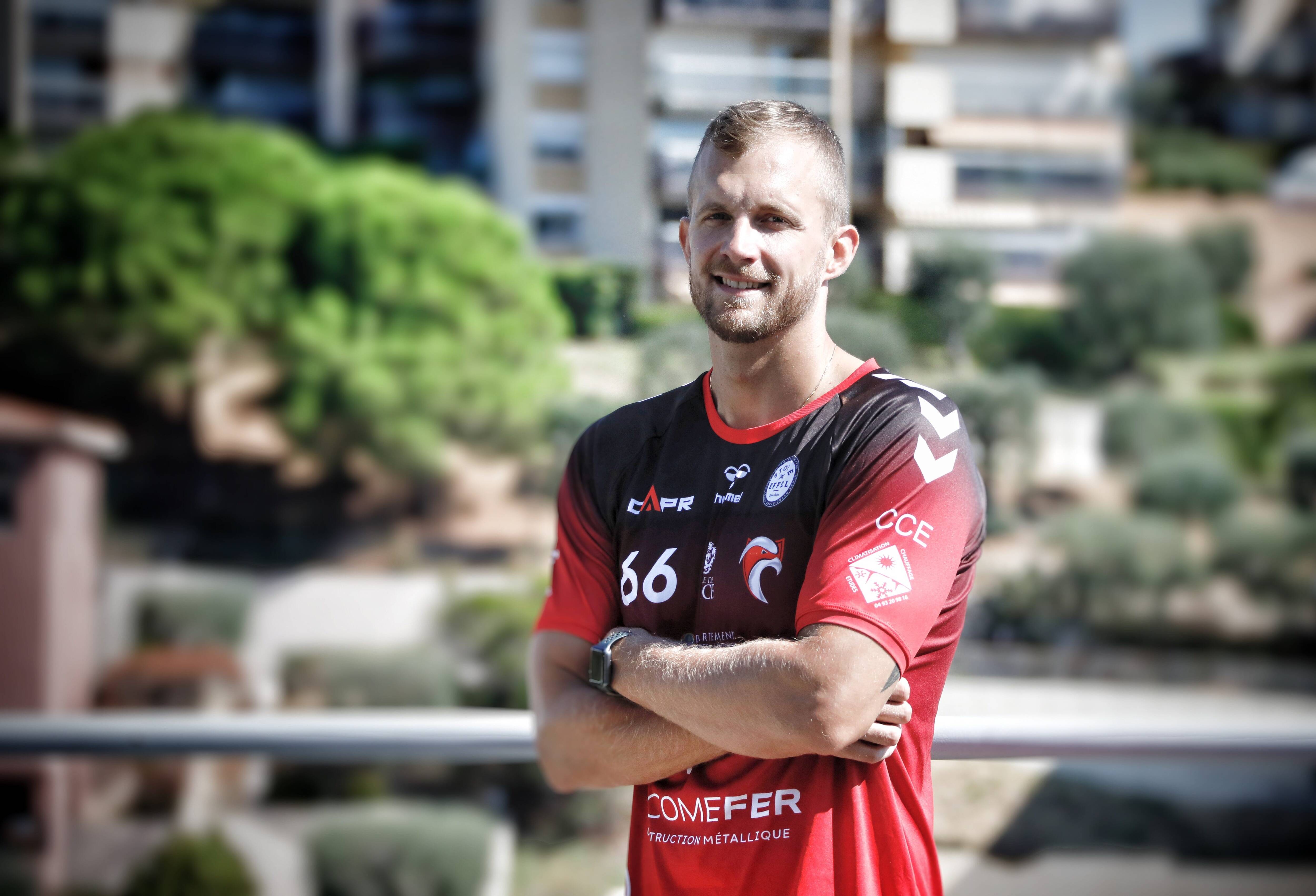 "Tout le monde sait pourquoi il est là": le Cavigal Nice Handball compte sur le retour d'une star pour franchir un cap