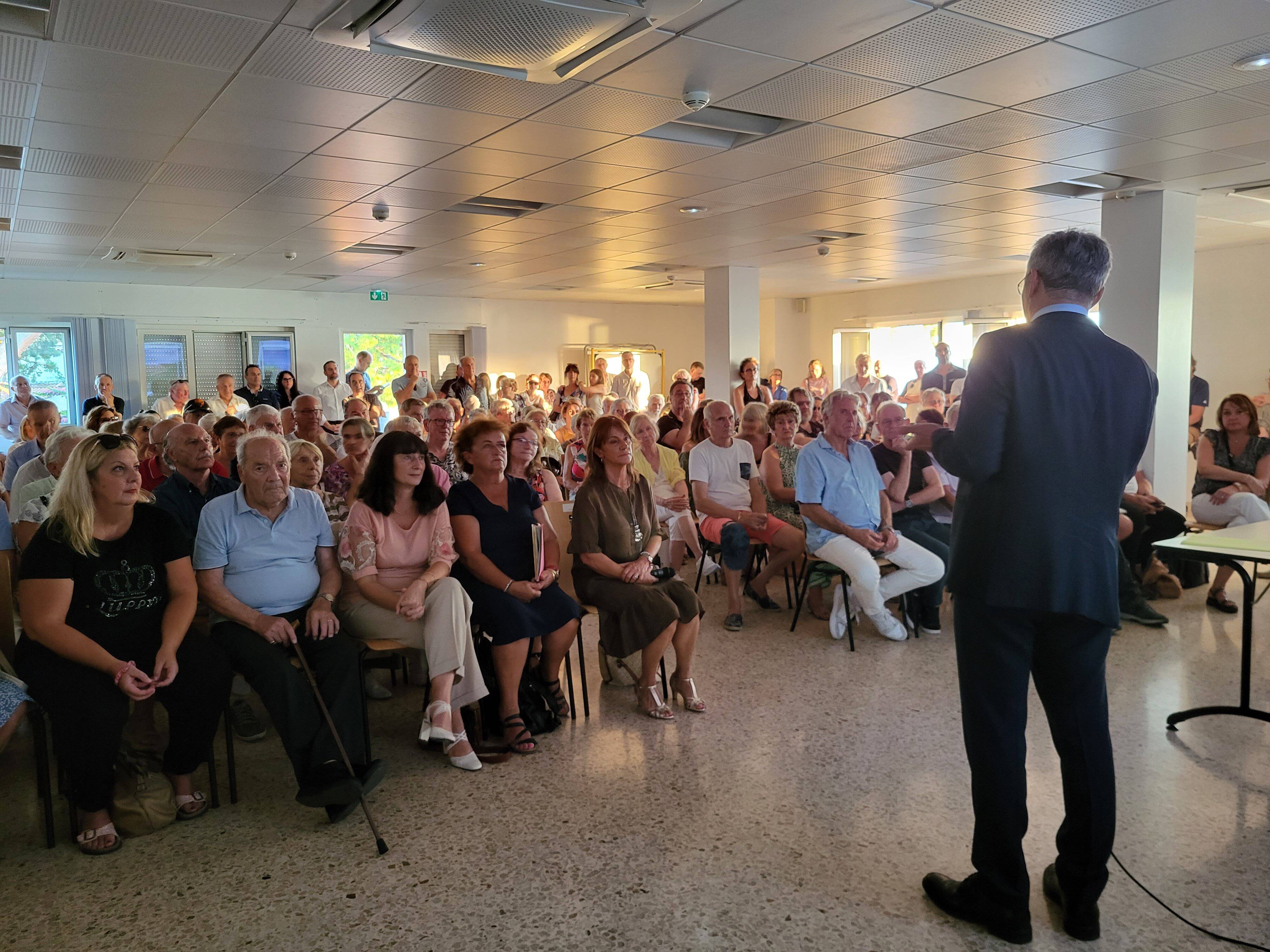 Des riverains en "totale opposition" face à un projet immobilier toujours décrié à Cagnes-sur-Mer