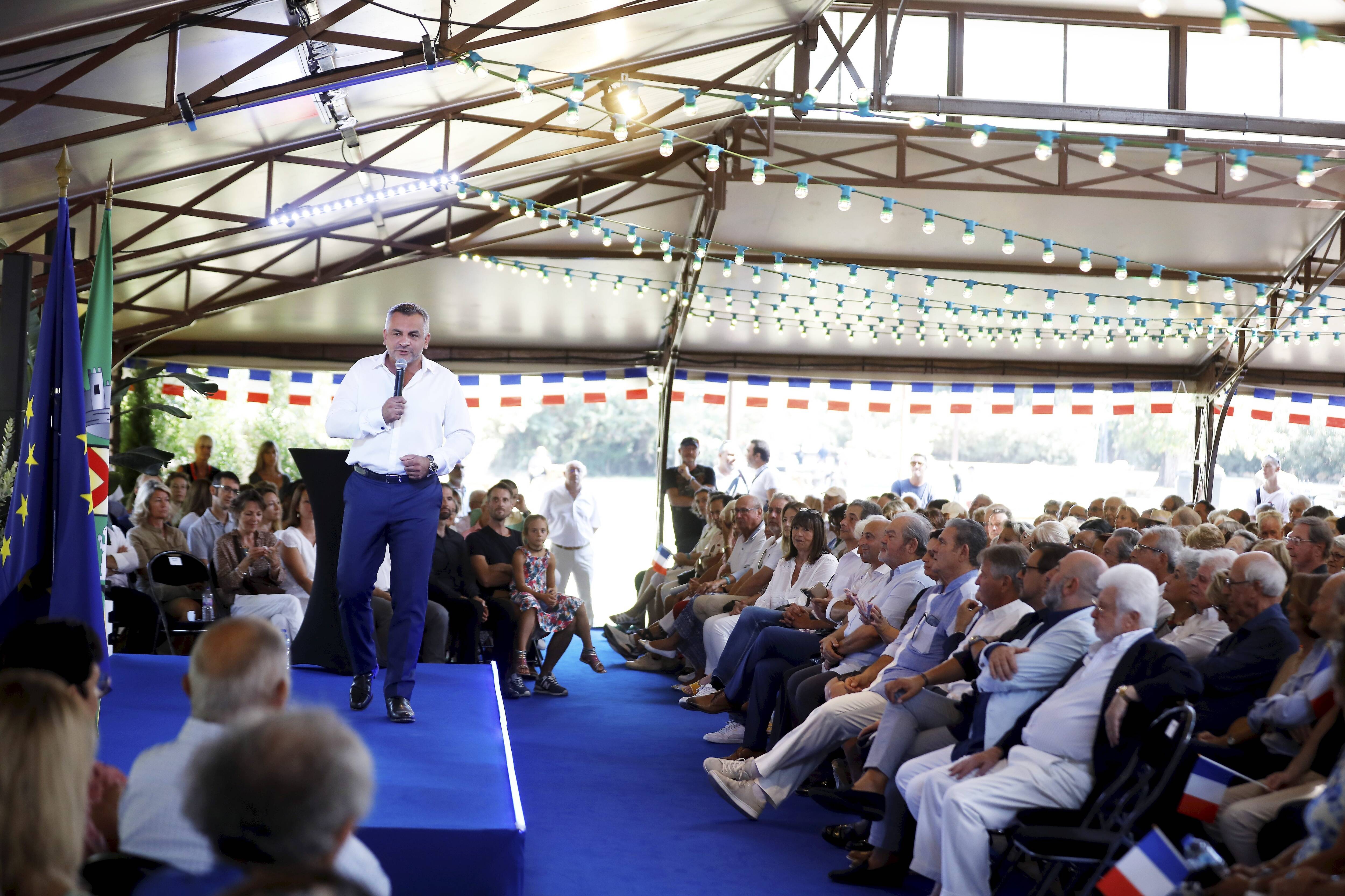 Sébastien Leroy dit oui à l'uniforme et non au burkini lors de sa rentrée politique à Mandelieu