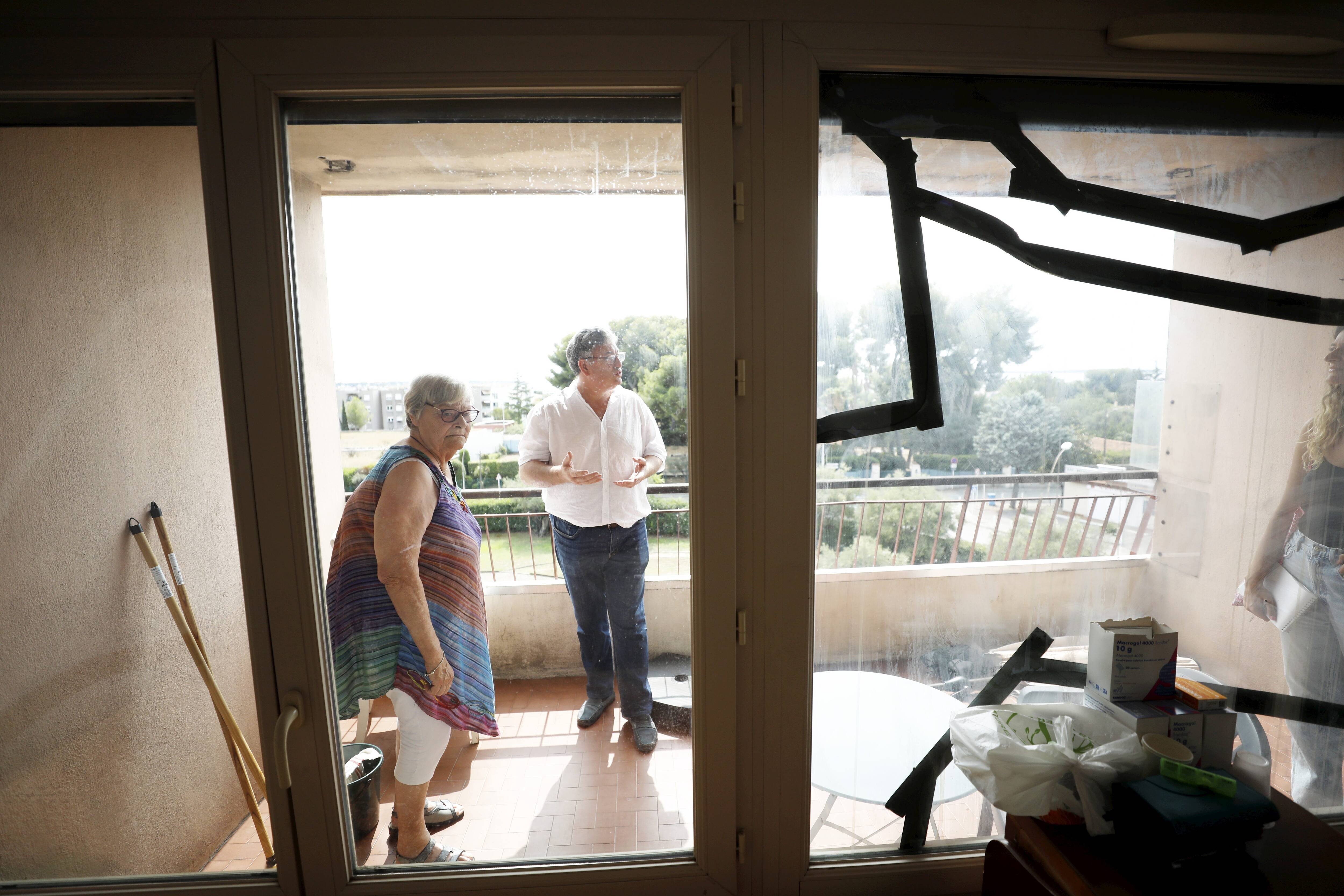 Odeur de brûlé, suie sur les volets... Six mois après un incendie mortel dans une résidence seniors à Antibes, ils vivent dans les restes de la catastrophe