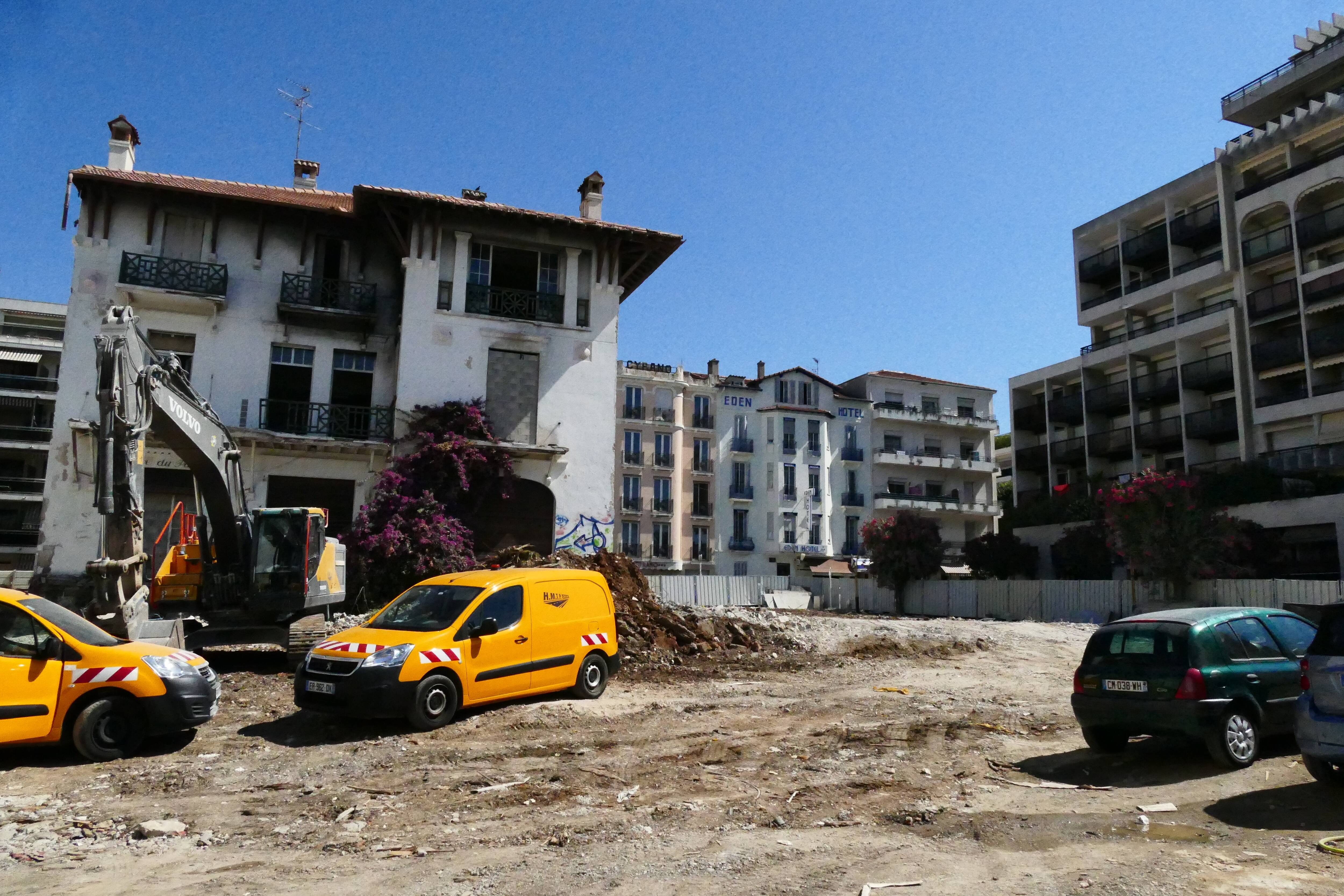 Abandonnés depuis des décennies, on sait enfin ce que devraient devenir ces "hôtels fantômes" à Juan-les-Pins