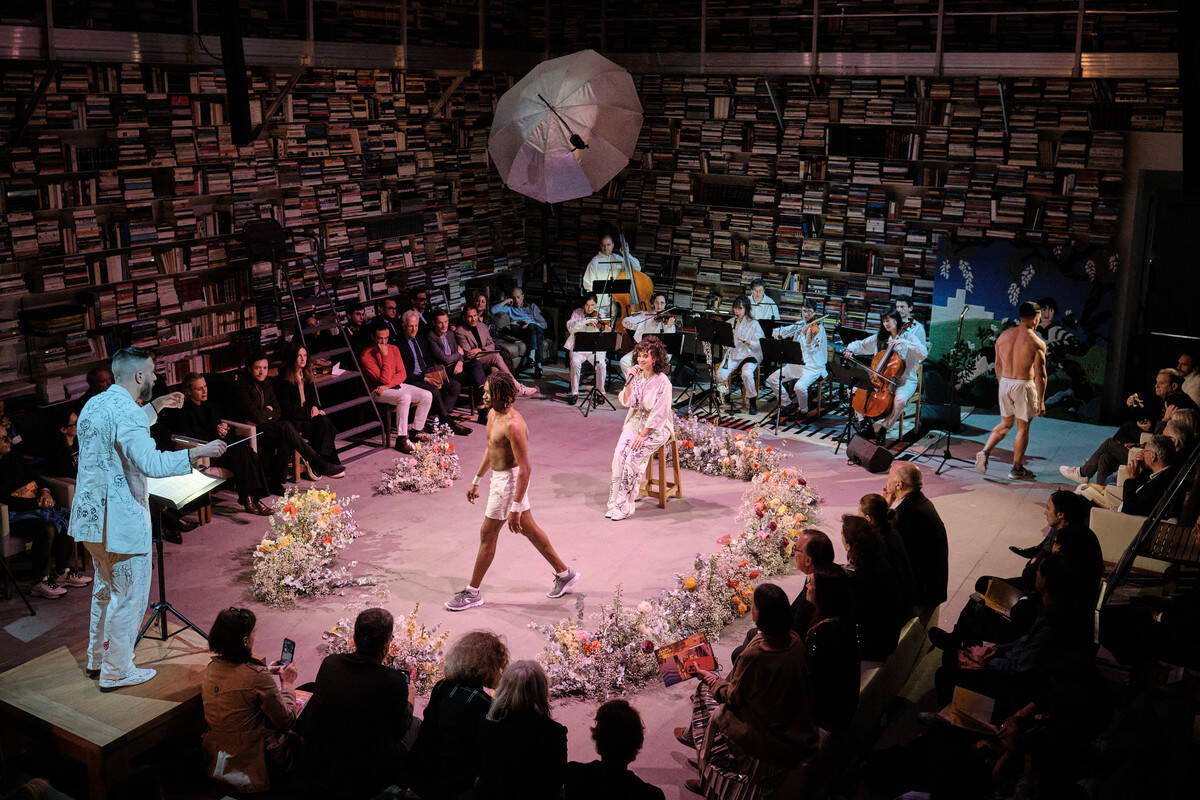 Camélia Jordana célèbre les 100 ans de la Villa Noailles: "Marie-Laure de Noailles était une muse qui donnait l'impulsion"