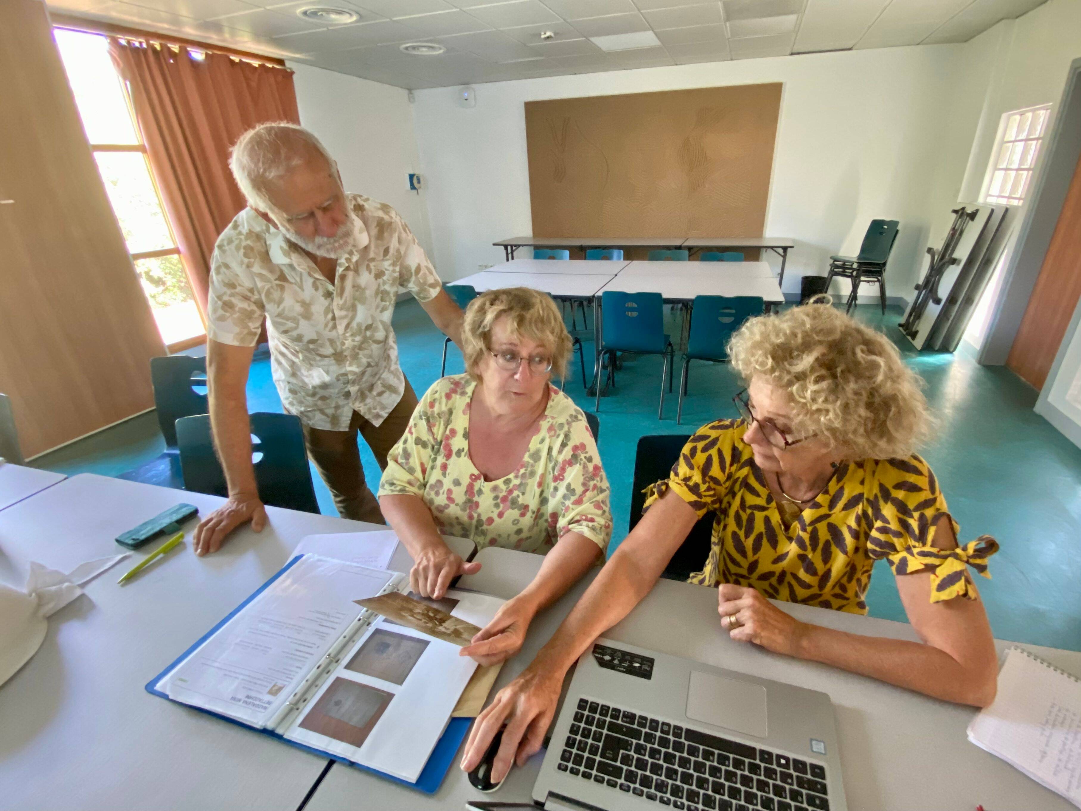 "Je ne sais plus où chercher", au coeur du "travail d'enquêteur" de l'association généalogique d'Antibes