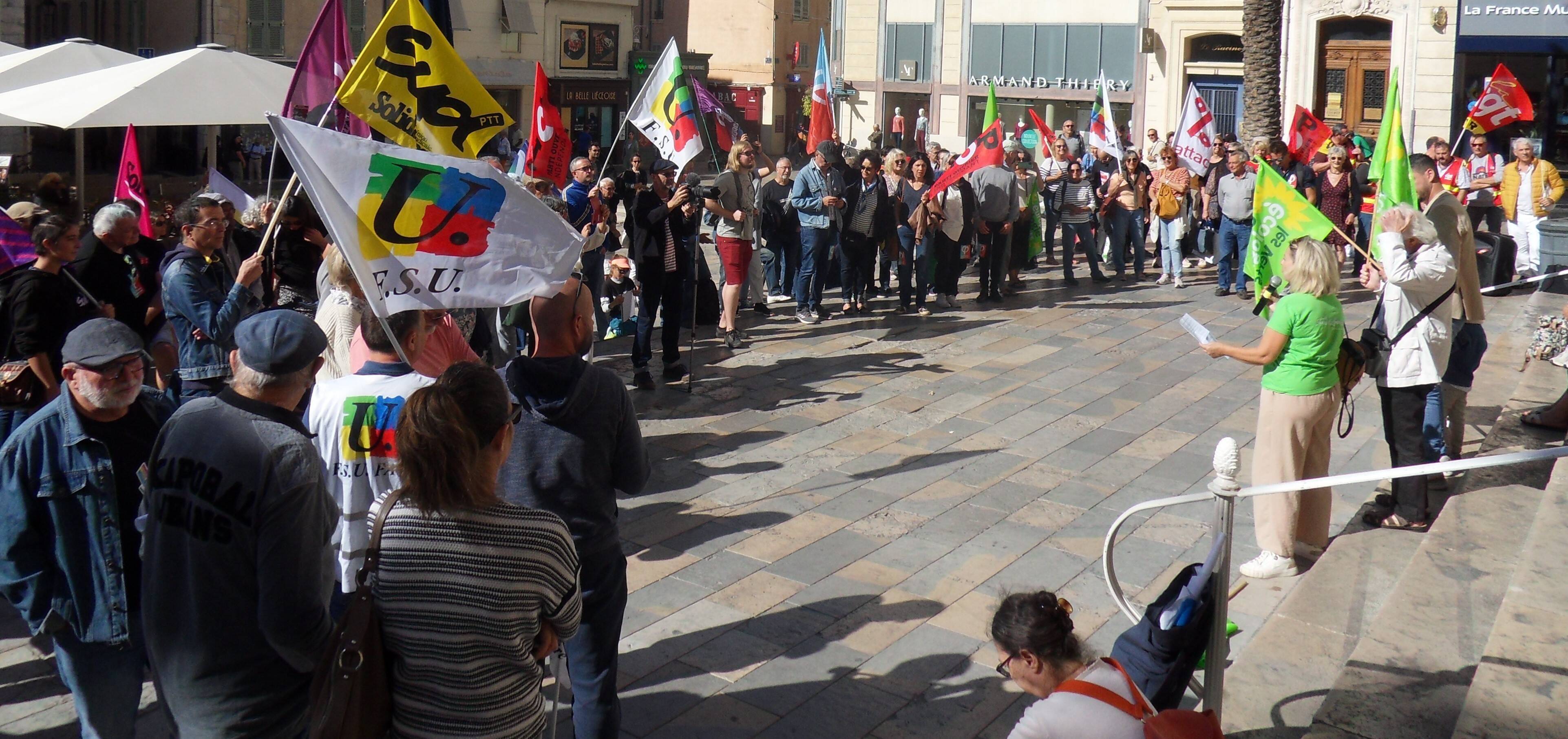 "Une parodie de démocratie": ils se sont rassemblés à Toulon contre les violences policières
