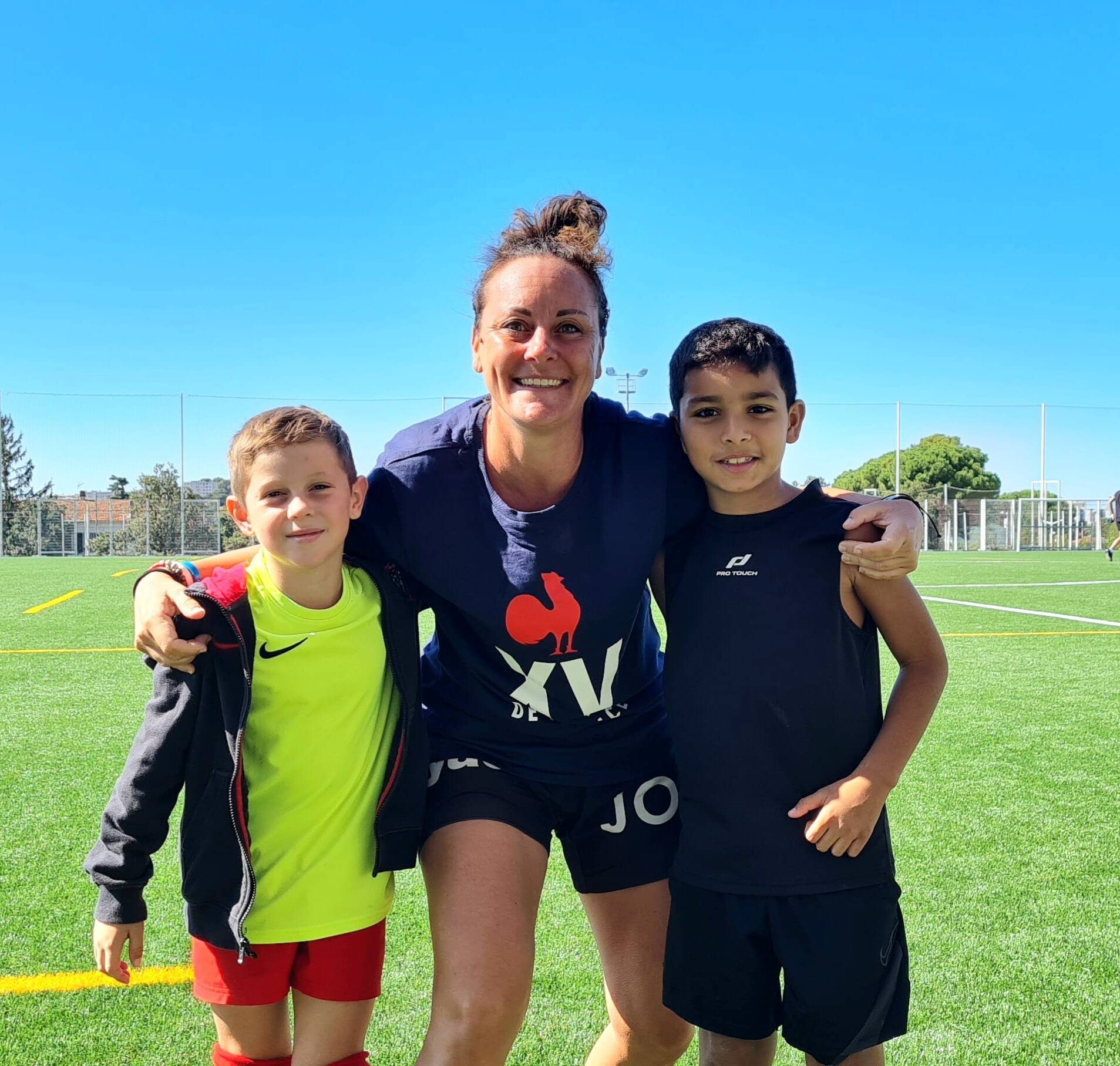 "J'ai été le porte-drapeau de l'Angleterre pour la rencontre Angleterre - Japon": des minots du RCT sur les terrains de la Coupe du monde de rugby