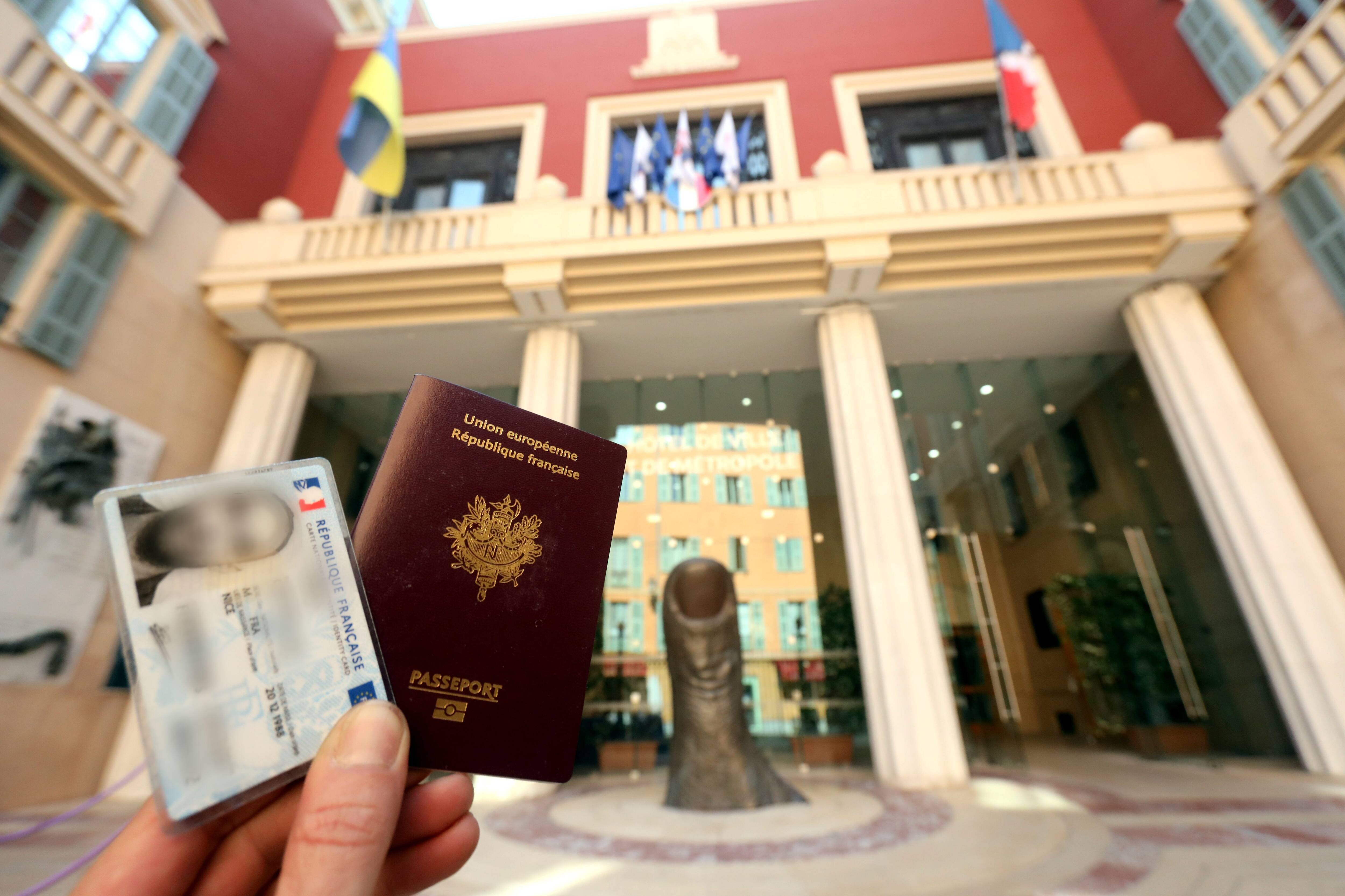Passeport et carte d'identité: 7 guichets restent en renfort jusqu'au 31 décembre à Nice