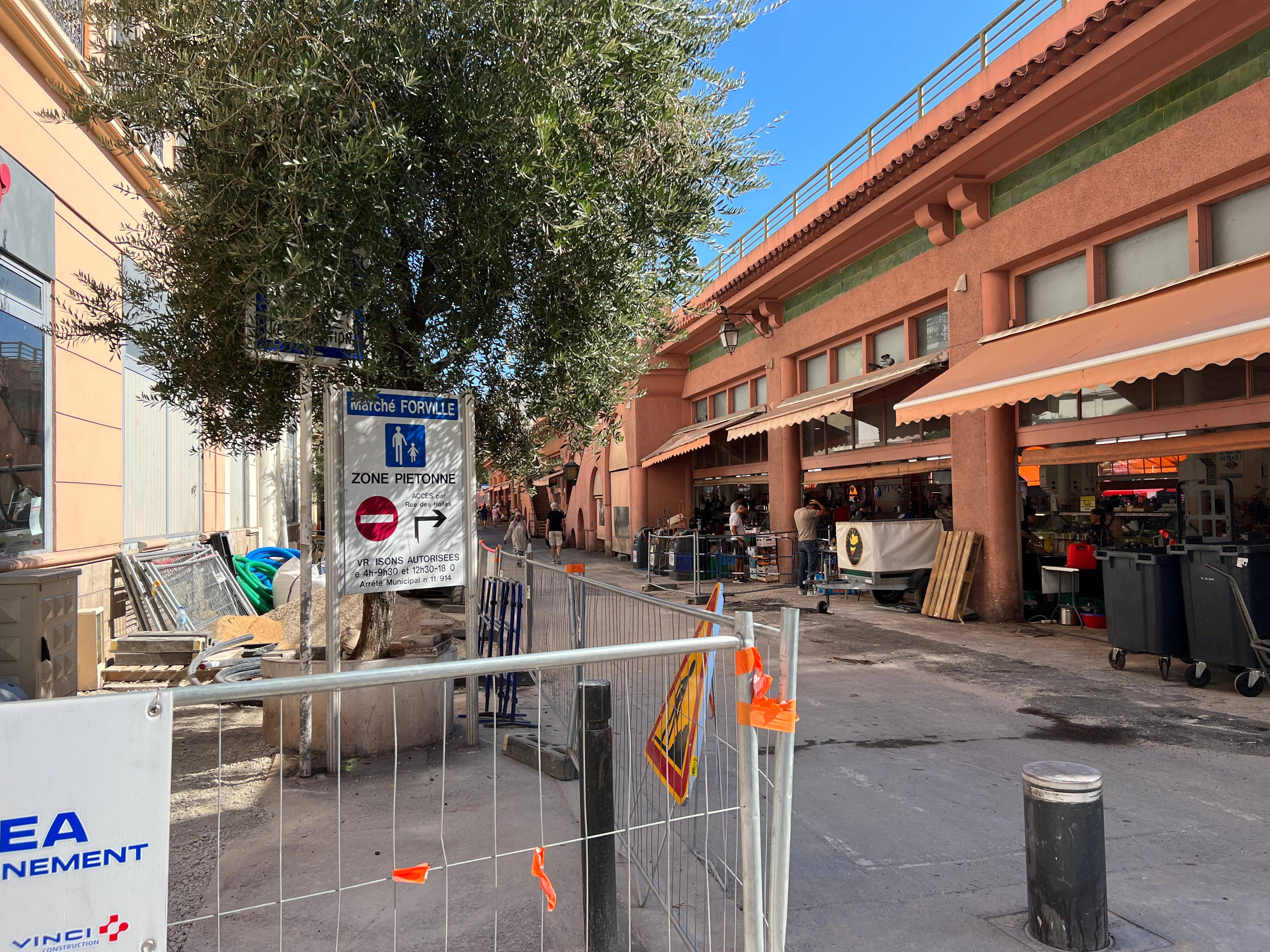 Marché Forville à Cannes: les commerçants du pourtour inquiets par le chantier