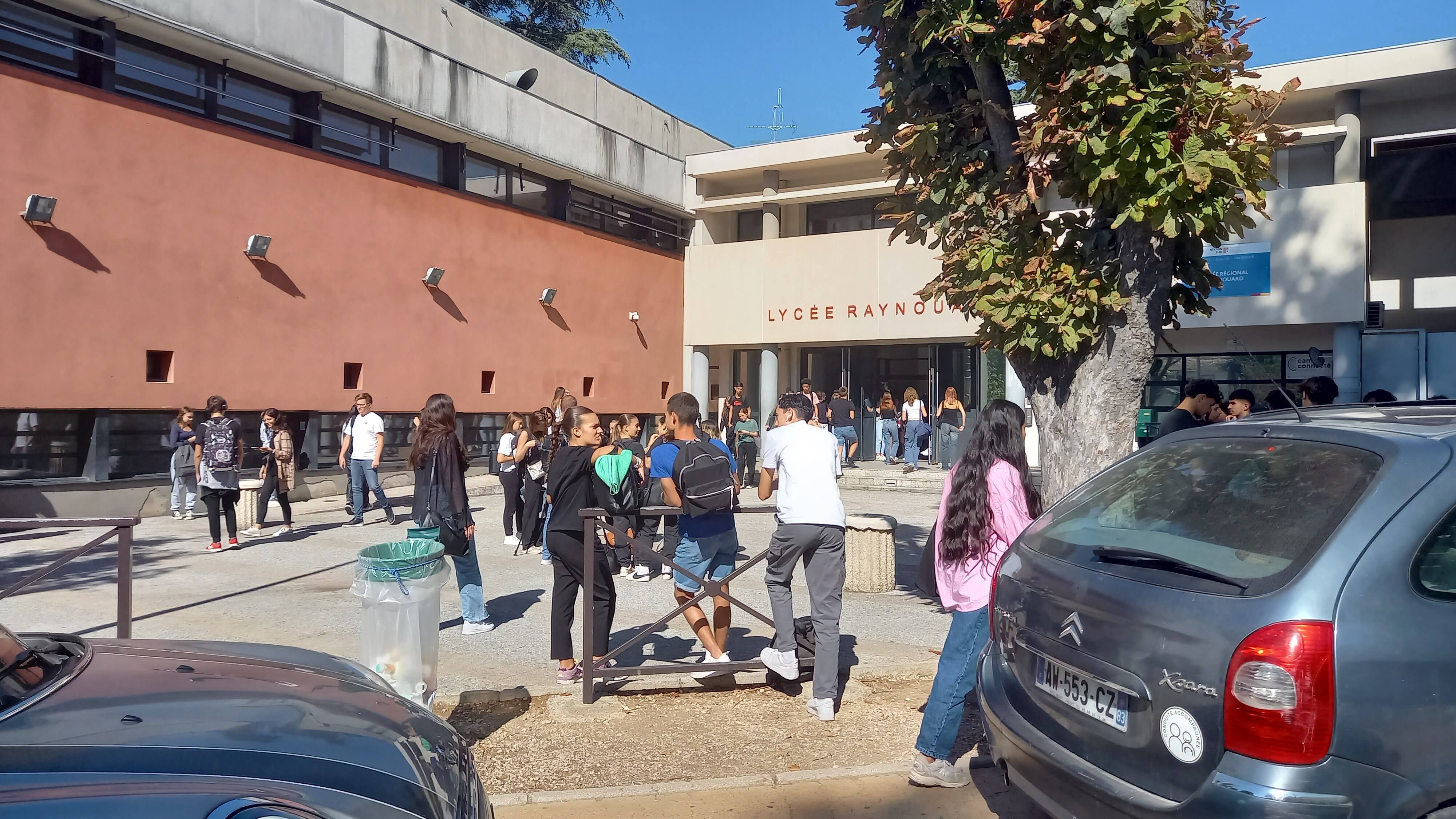 Lycéenne victime du jeu de la virgule dans le Var: les auteurs non identifiés