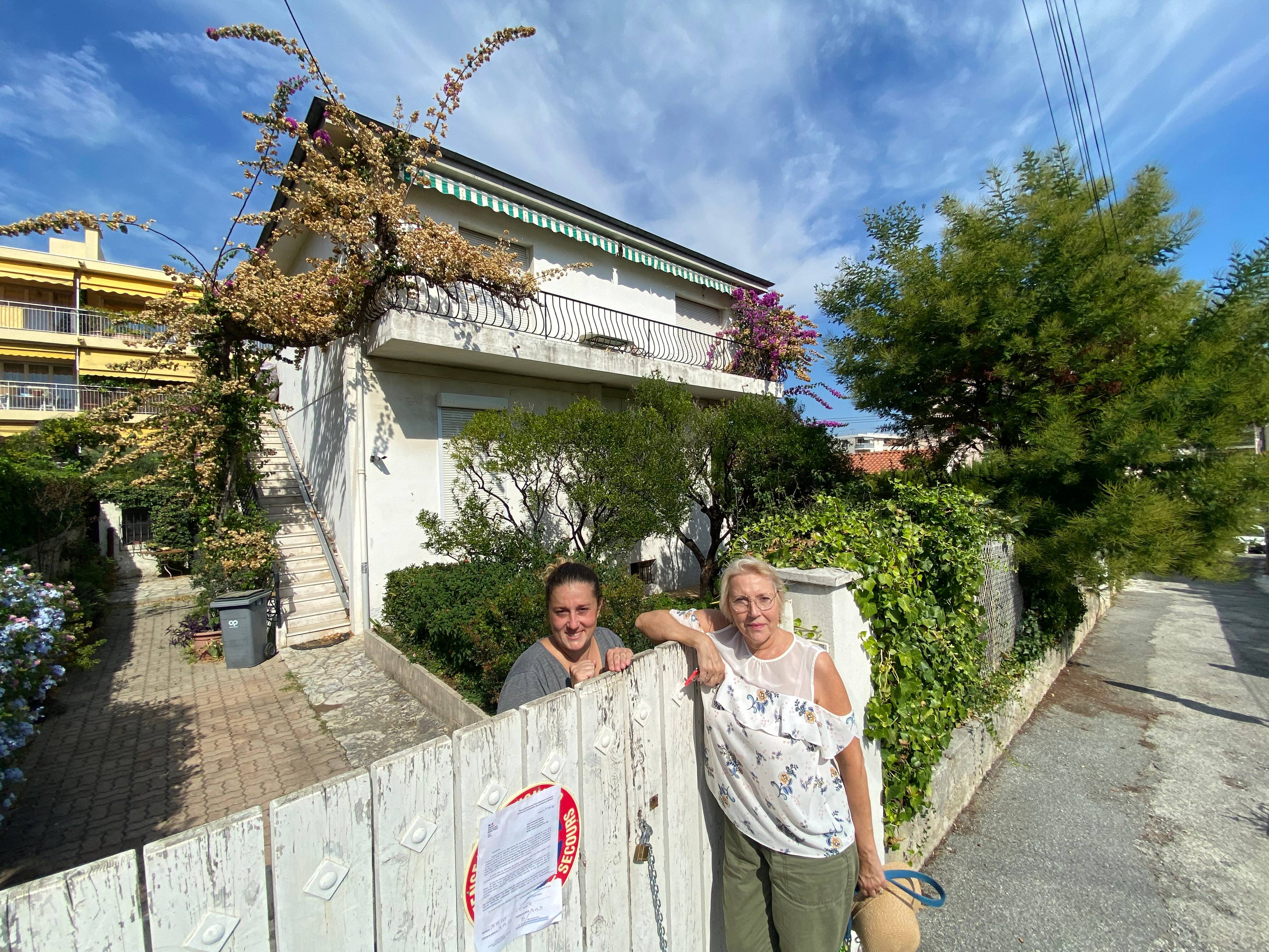 "On craint qu'ils reviennent": après une tentative de squat chez leur voisin absent, des habitants montent la garde à Saint-Laurent-du-Var
