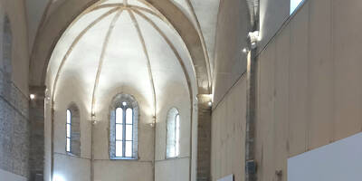 L'artiste plasticien Bernar Venet expose ses oeuvres à la chapelle de l'Observance à Draguignan