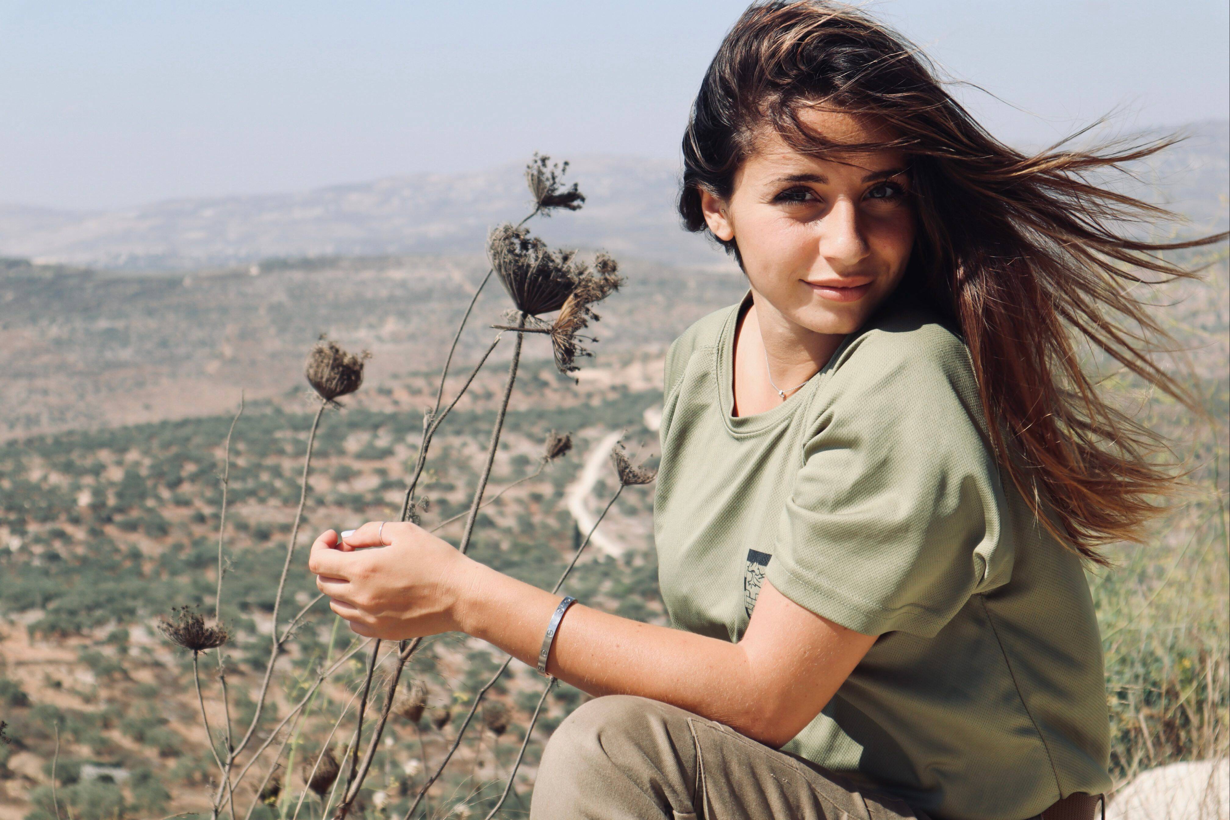 "On vit un cauchemar". Salomé, Varoise installée en Israël, est sans nouvelle de son amie qui était à la rave party