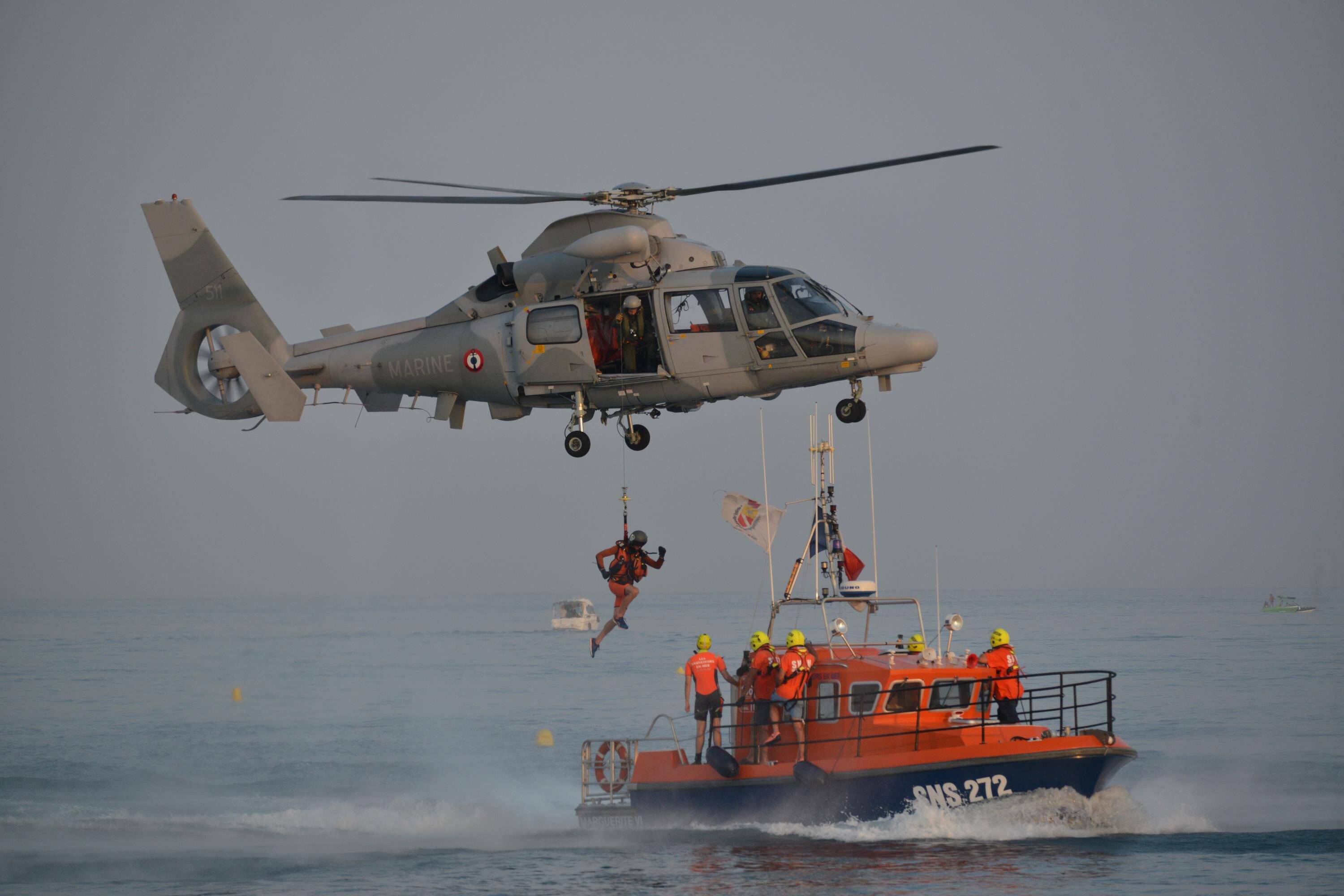 Vous n'avez pas le mal de mer et aimez servir les autres? Les sauveteurs en mer recrutent à Cagnes-sur-Mer