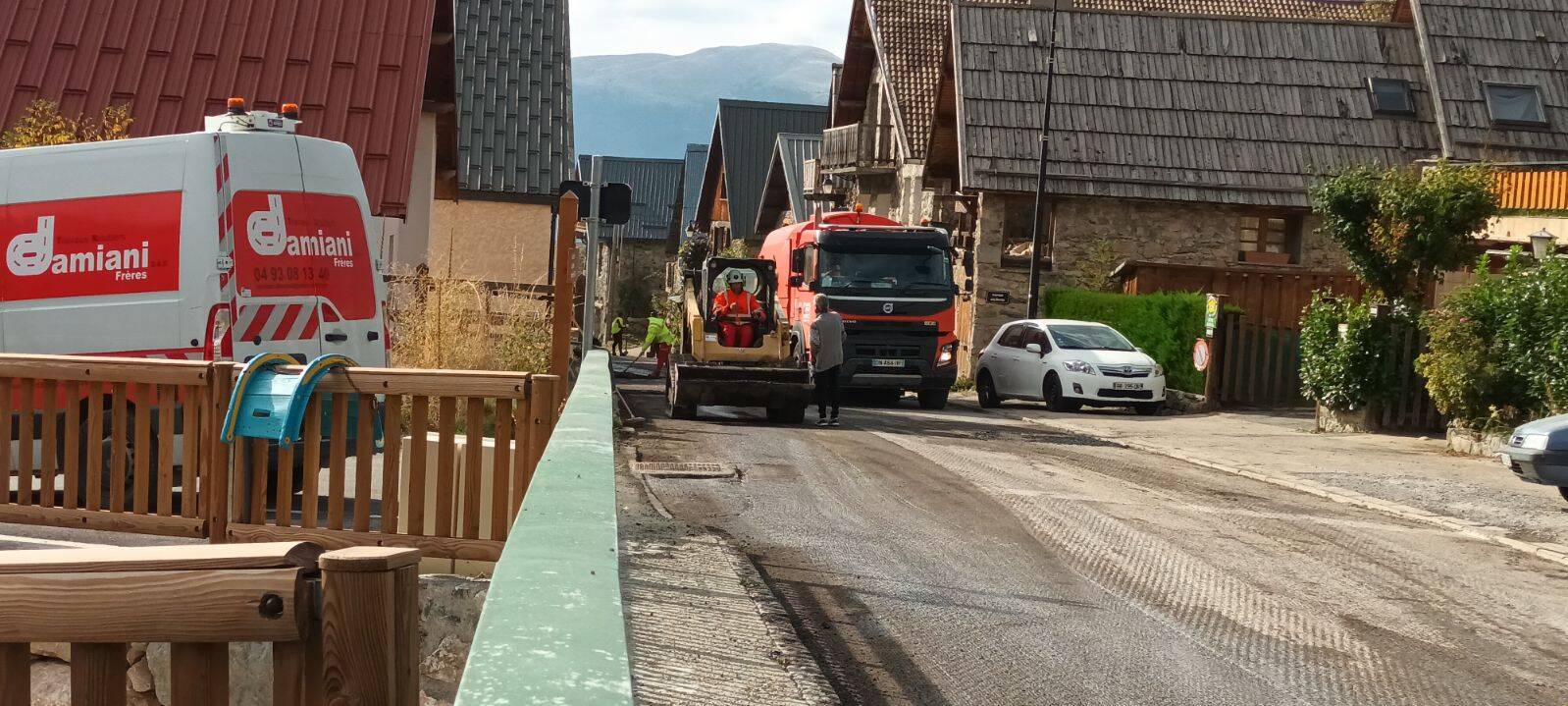 Des travaux pour le passage du Tour de France sèment le "bazar" dans ce village de l'arrière-pays de Nice