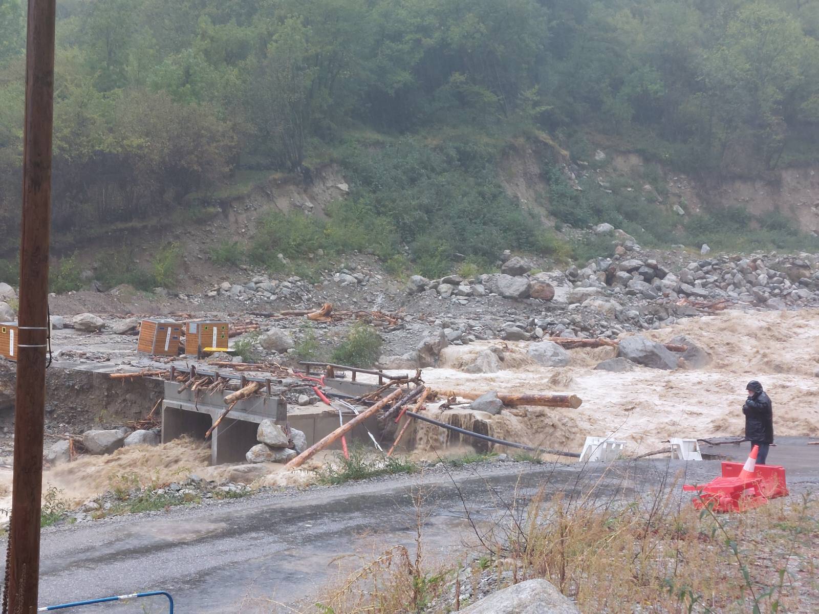 "Je me retrouve sur une île, comme la première fois": dans le vallon du Boréon, cette habitante s'est retrouvée piégée par la tempête Aline