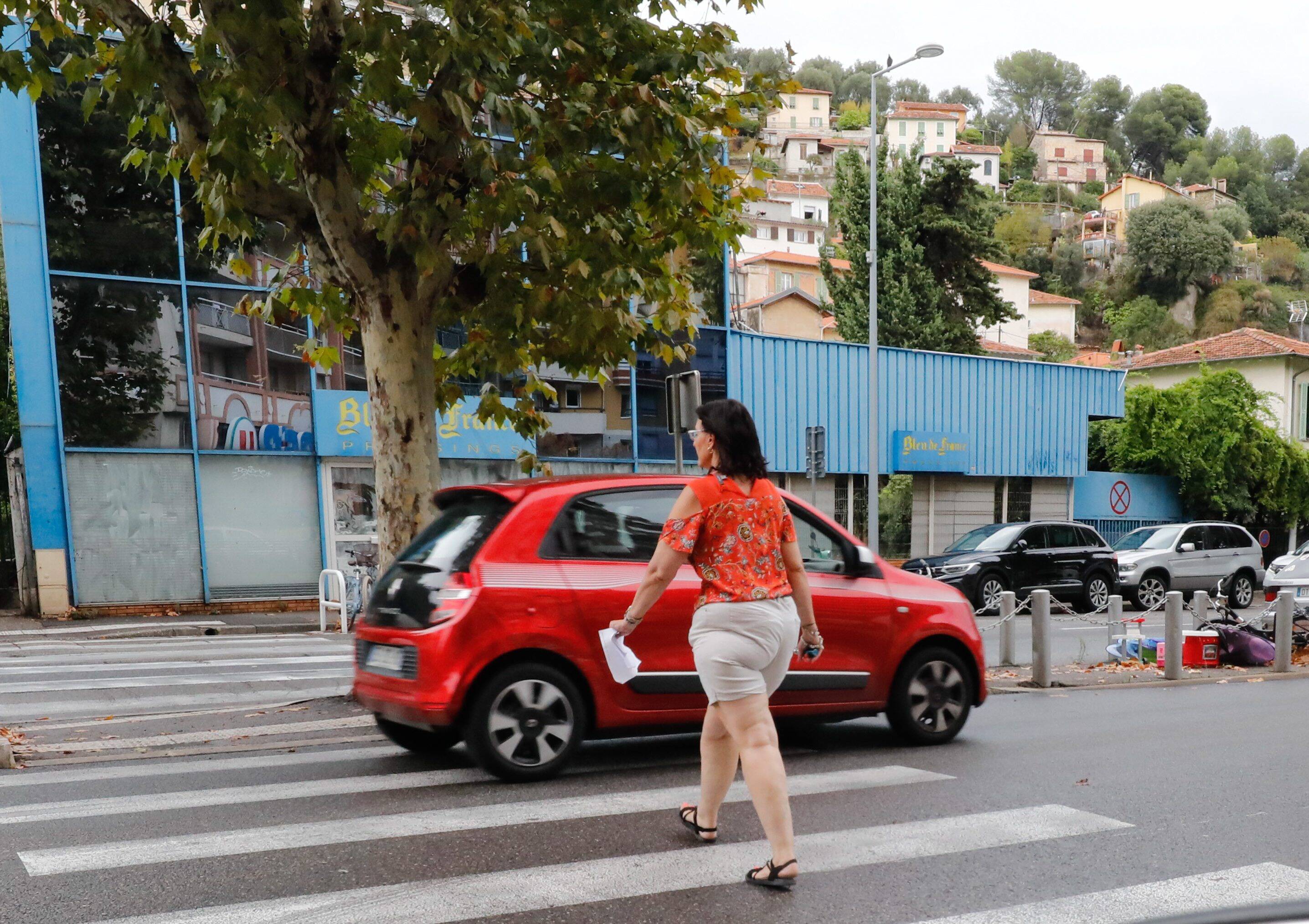 Trois enfants avaient été fauchés en un an: deux feux tricolores installés au dangereux passage piéton de ce boulevard niçois