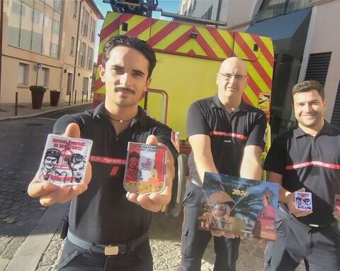 Calendrier et écussons: l'Amicale des sapeurs pompiers rappelle  l'importance du volontariat - Var-Matin