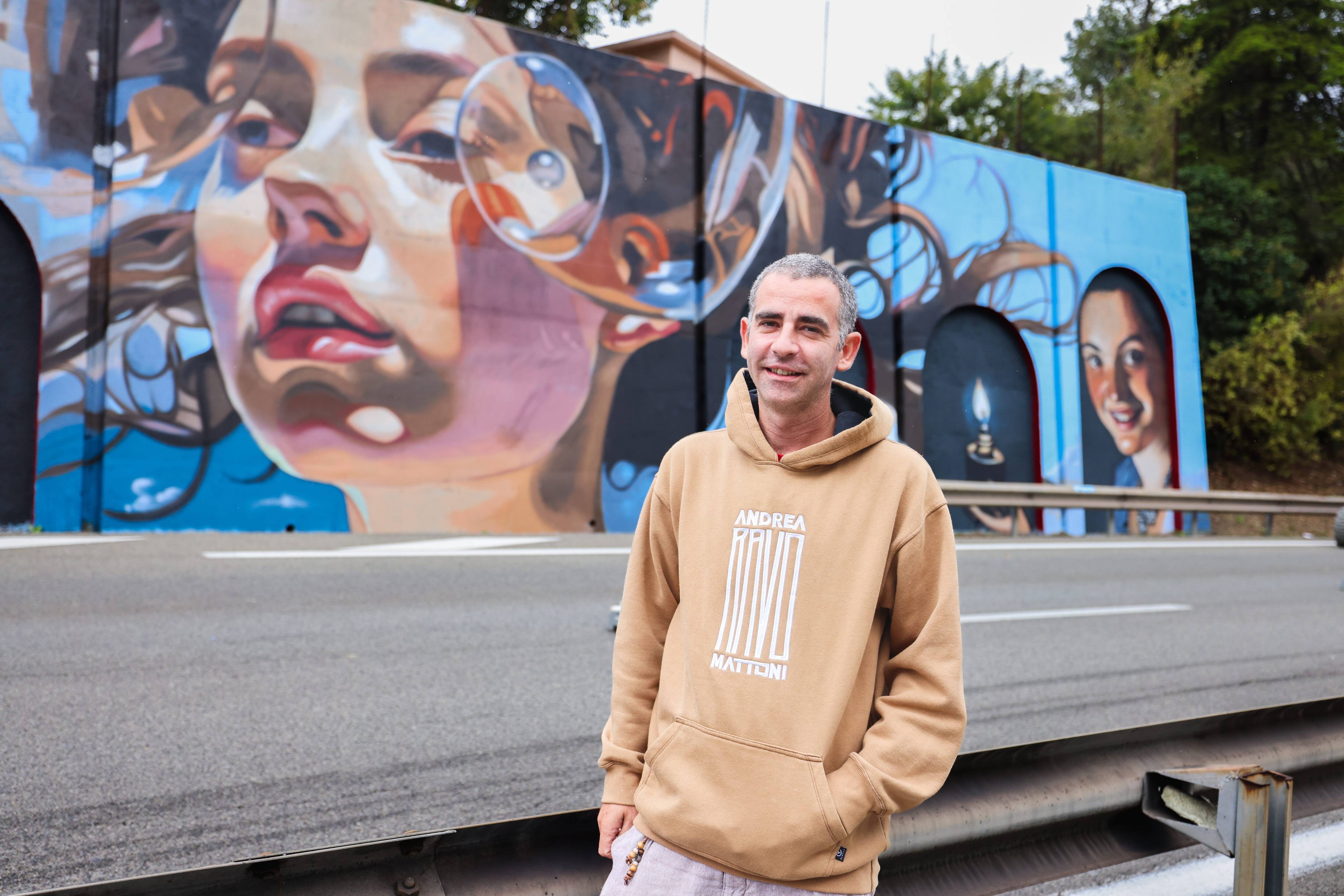 À Antibes, ce street artist a peint une toile de maître à la bombe