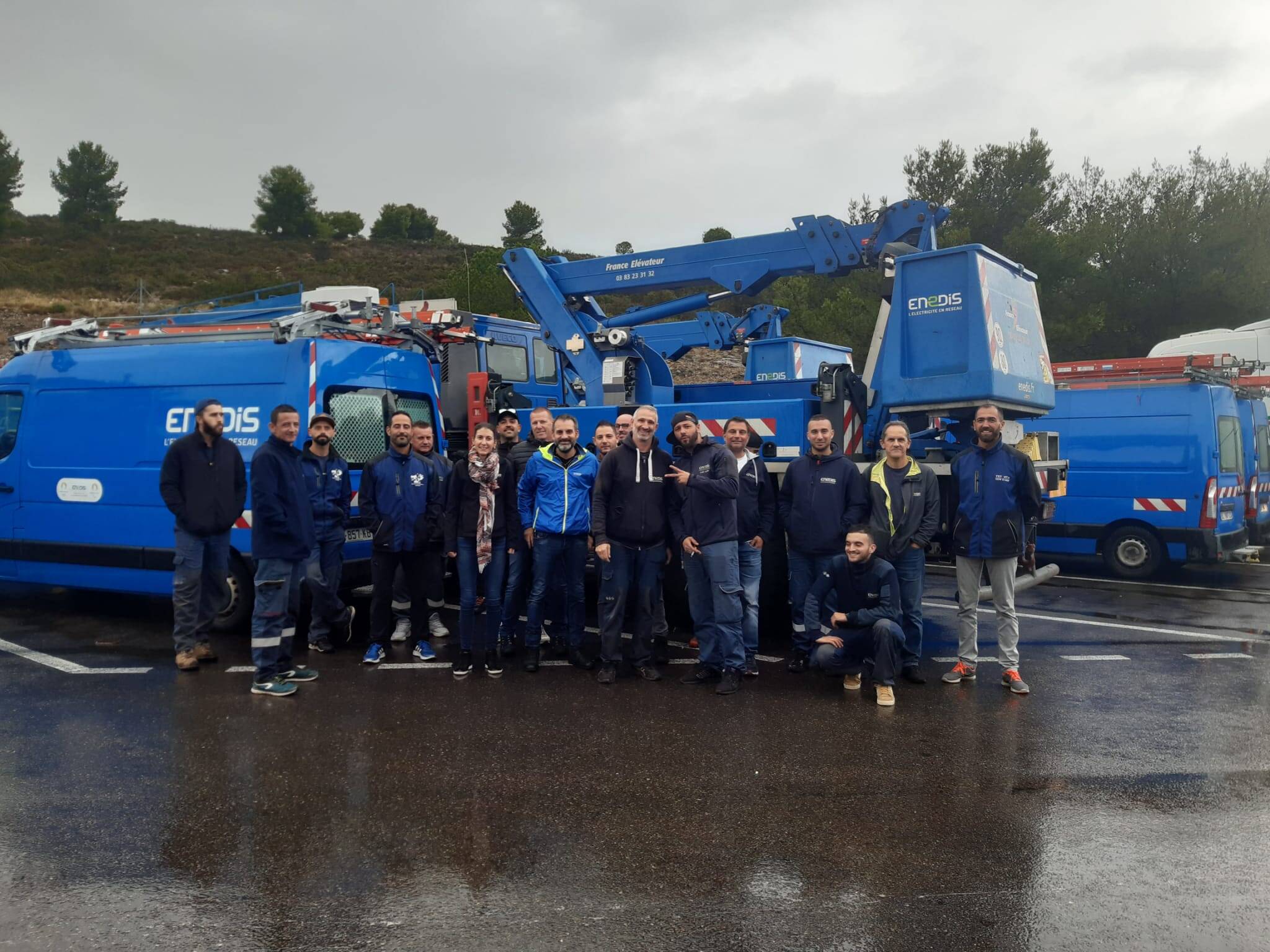 Tempête Ciaran: 40 salariés d'Enedis de la Côte d'Azur envoyés en renfort dans le nord-ouest