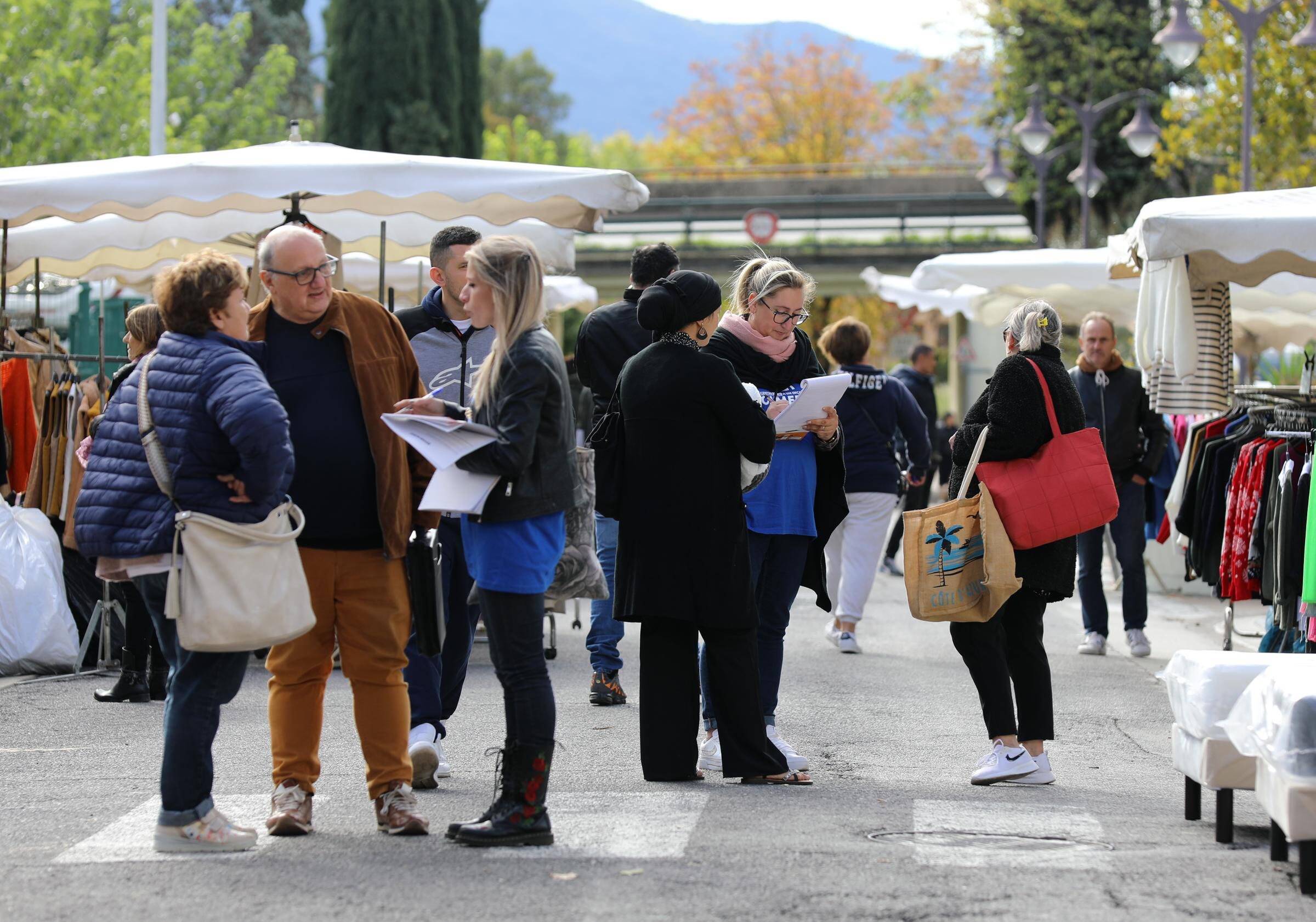 Le programme national "Mon centre-bourg a un incroyable commerce" lancé au Luc