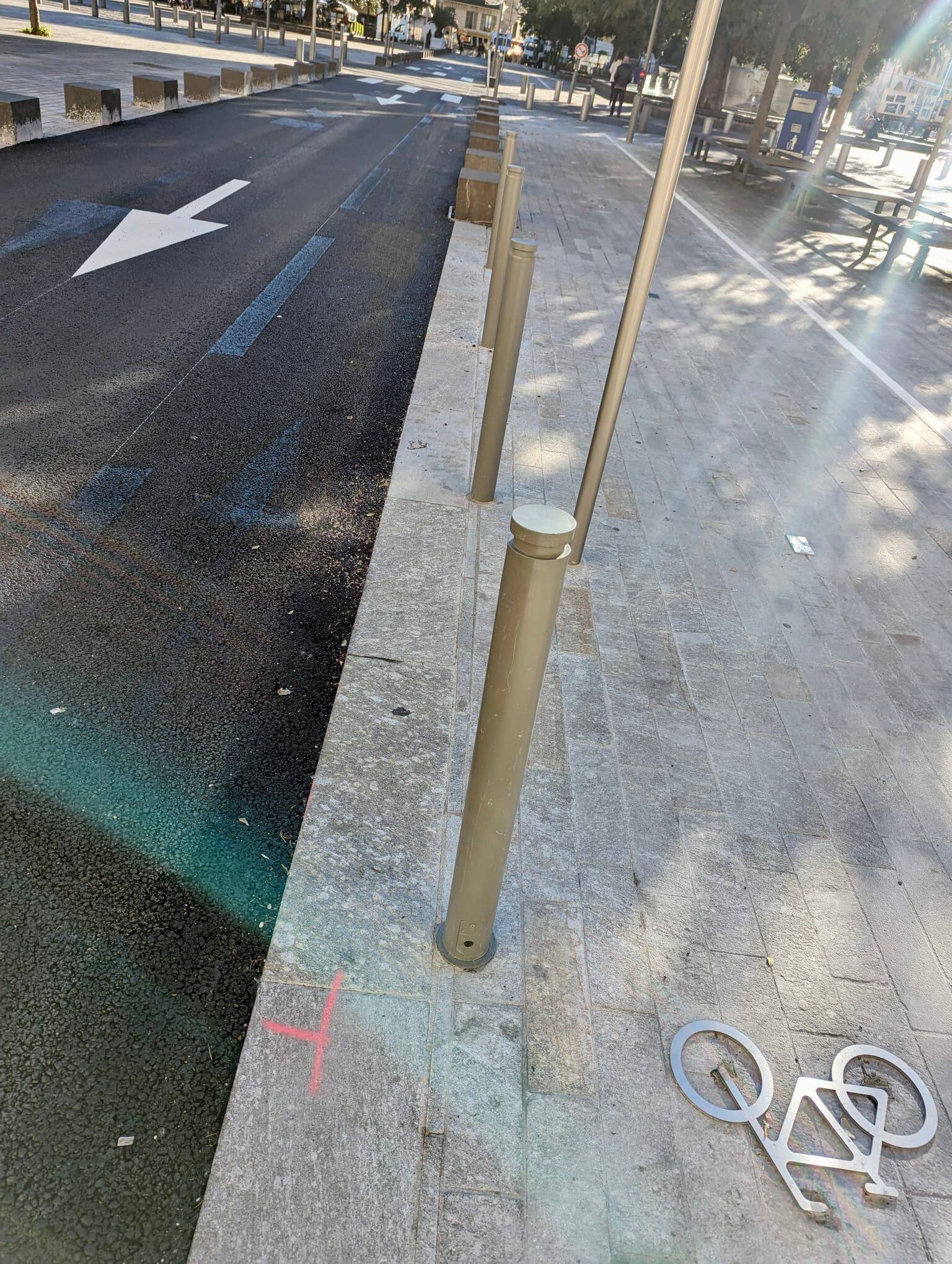 Piste cyclable place Garibaldi à Nice: le tracé a encore changé (et on vous explique pourquoi)