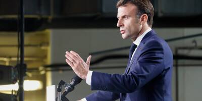 Hommage national aux Français tués en Israël: Emmanuel Macron répond à Éric Ciotti
