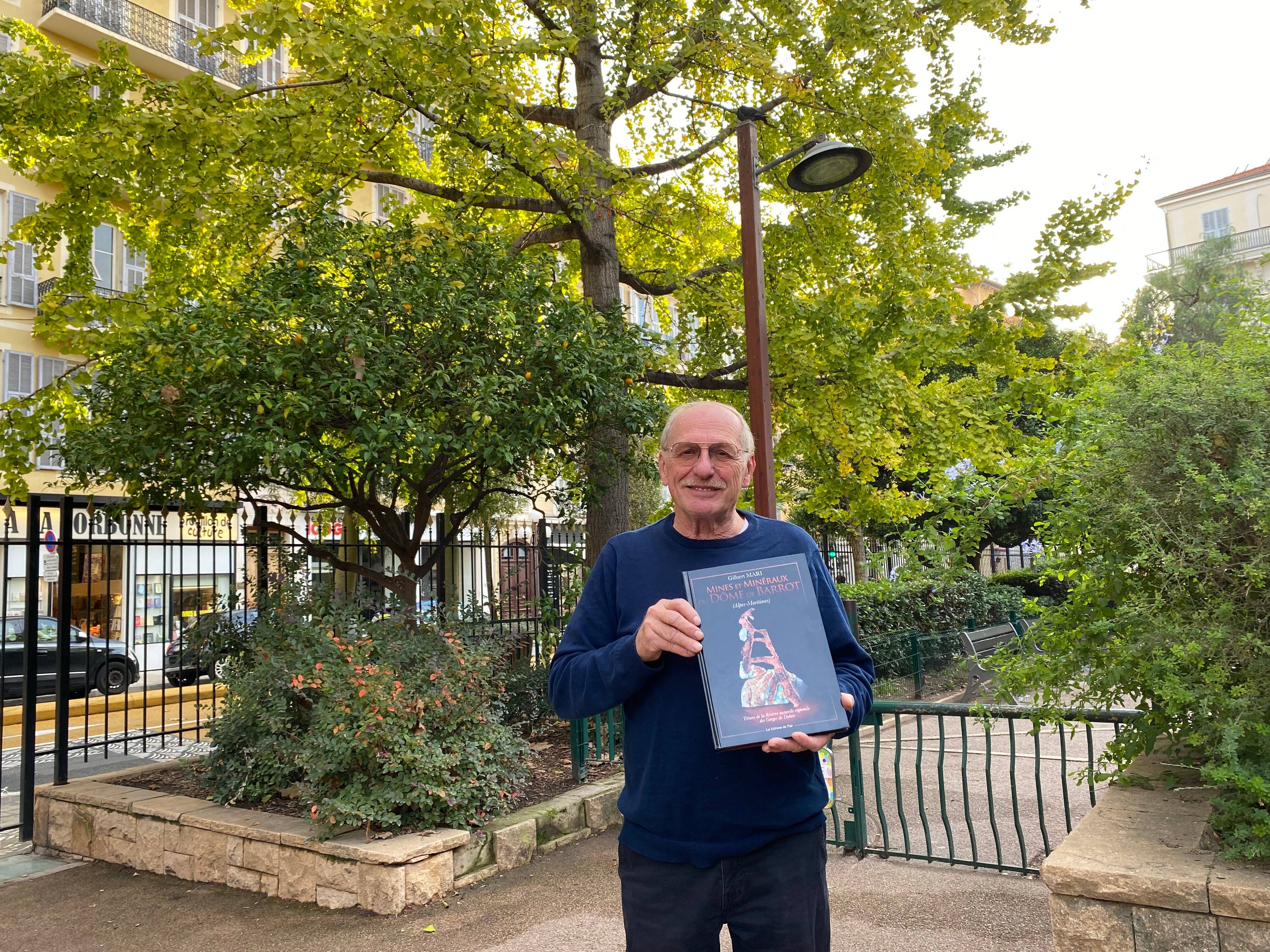 "Le fruit de 40 années d'investigations dans le dôme de Barrot": ce scientifique niçois présente son dernier ouvrage ce week-end à Nice