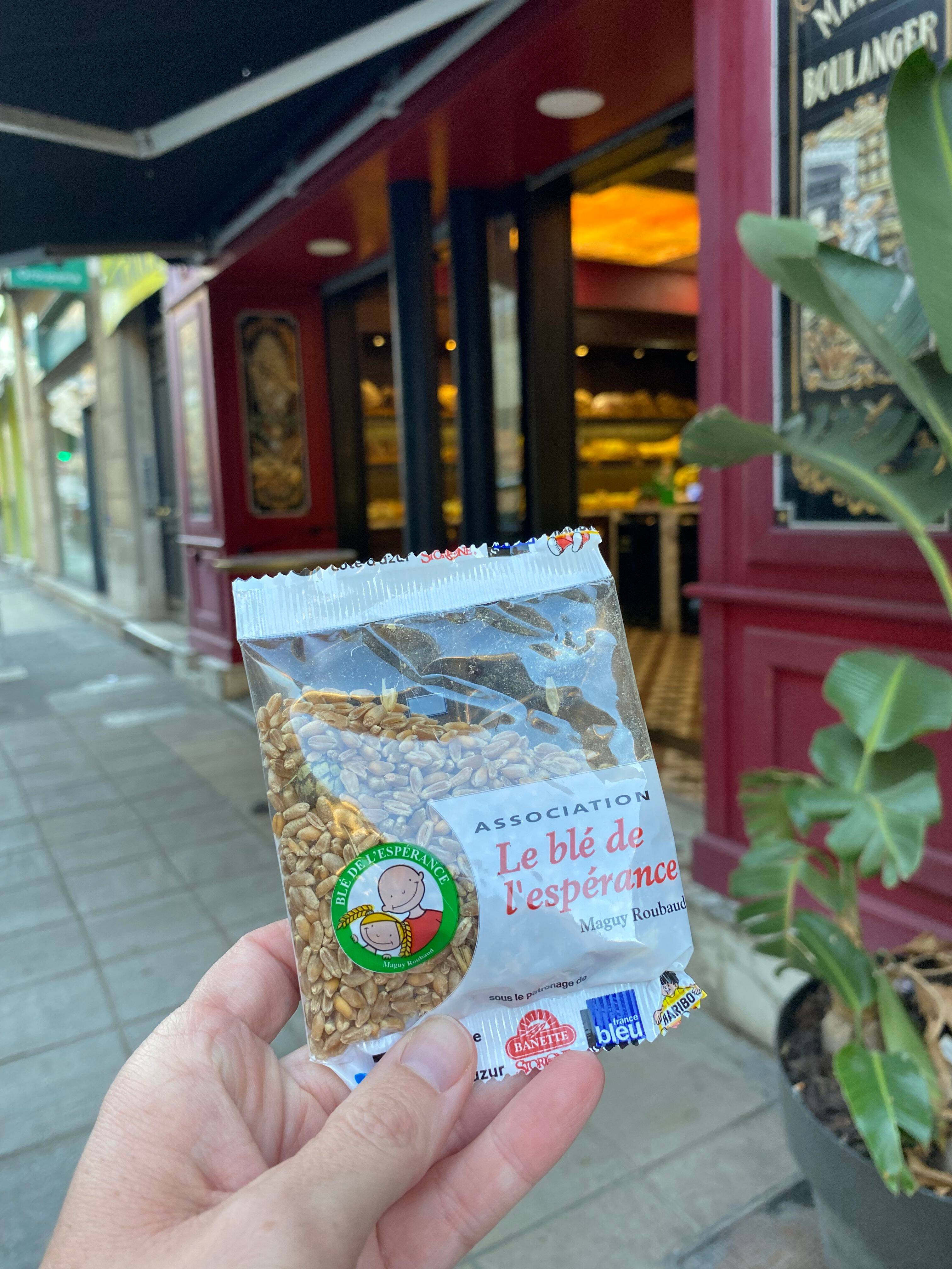 Savez-vous pourquoi ces petits sachets de blé sont si précieux pour les enfants malades de l'hôpital Lenval à Nice?