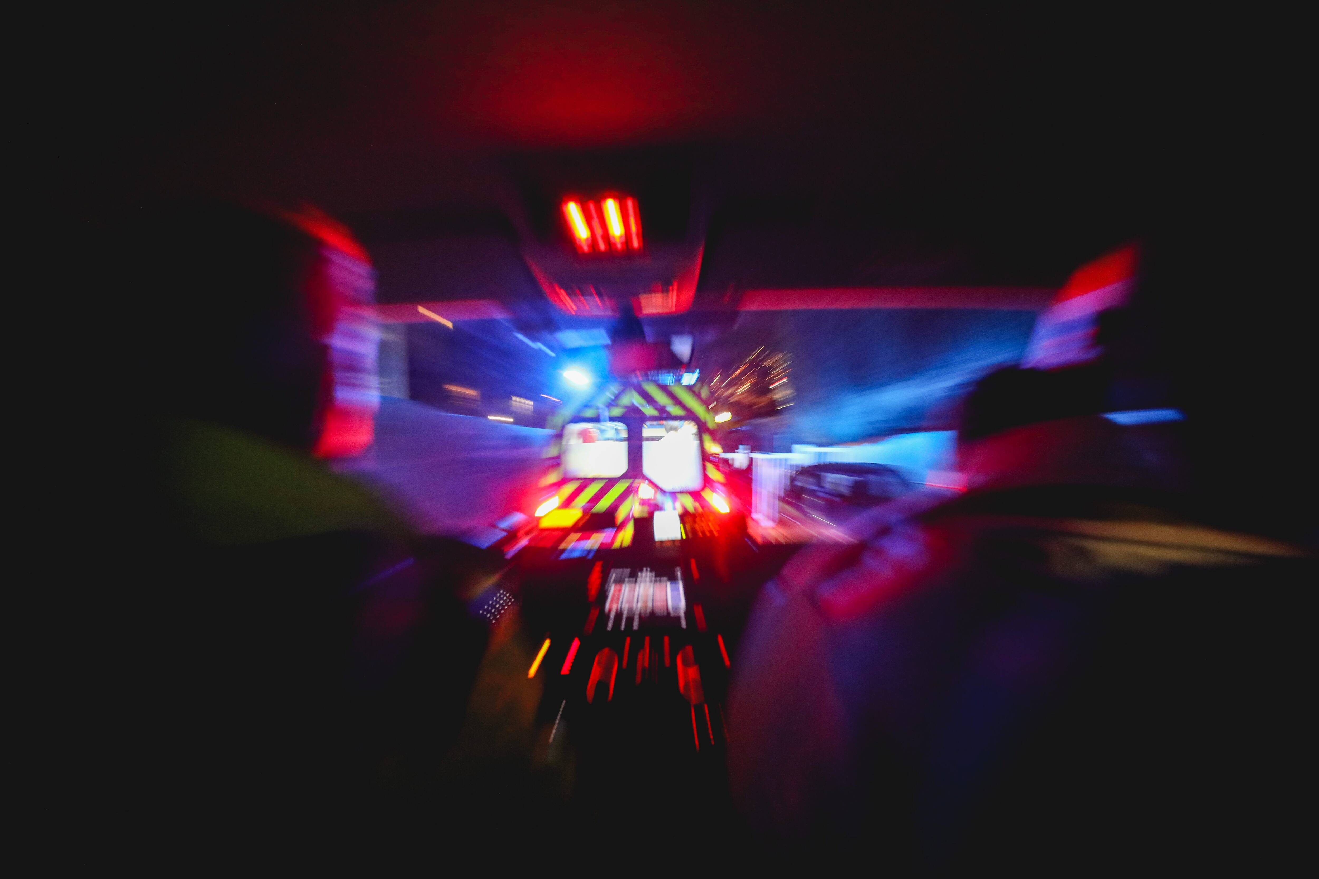 Un homme poignardé et percuté par une voiture à Nice pour une simple remarque: après cinq mois de recherches, le suspect enfin écroué