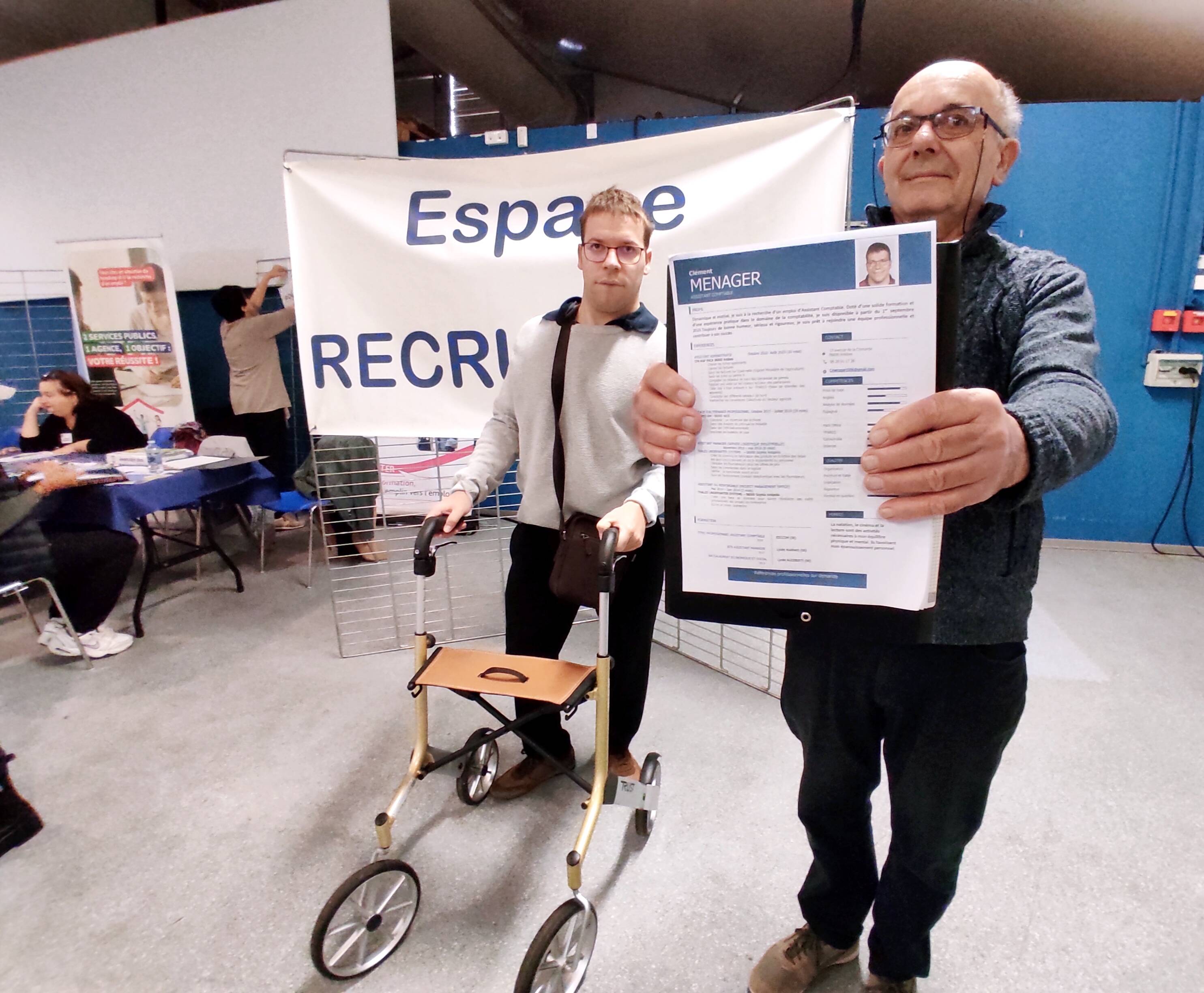 "J'ai envoyé au moins une cinquantaine de fois mon CV": il confie ses difficultés à trouver un emploi lors de la journée d'information emploi et handicaps à Antibes
