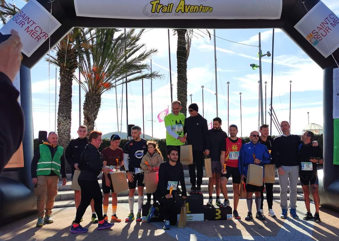 Succès populaire et solidaire pour le trail de Saint-Cyr