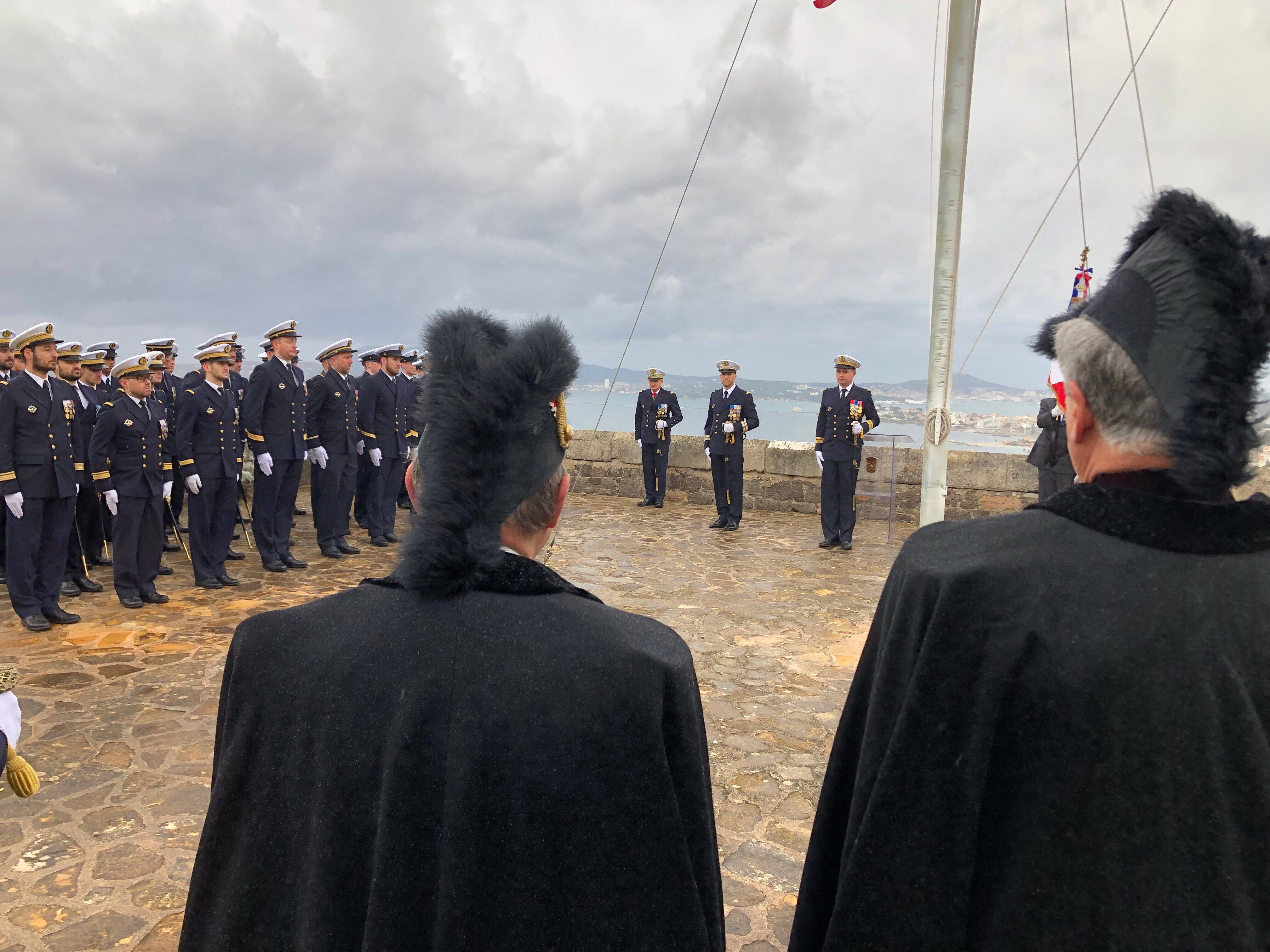 L'équipage du sous-marin nucléaire d'attaque Tourville a un nouveau pacha