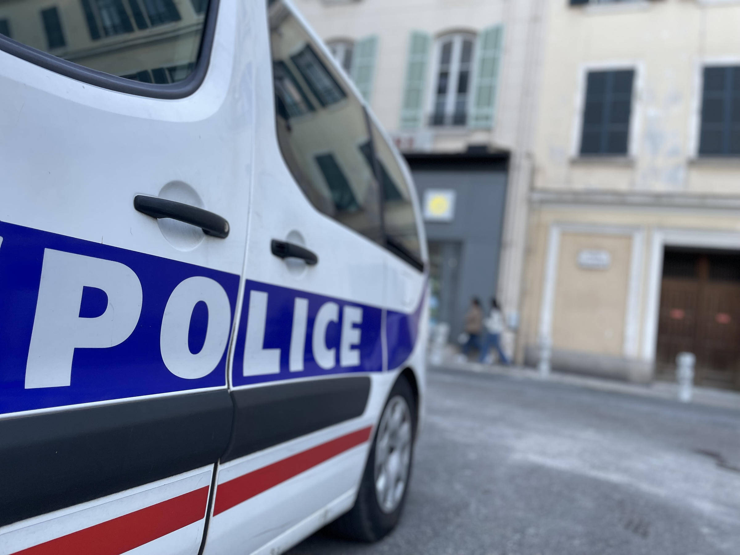 "Vigilance de chaque instant, de nuit comme de jour": les forces de l'ordre plus que jamais sur le qui-vive à l'approche des fêtes