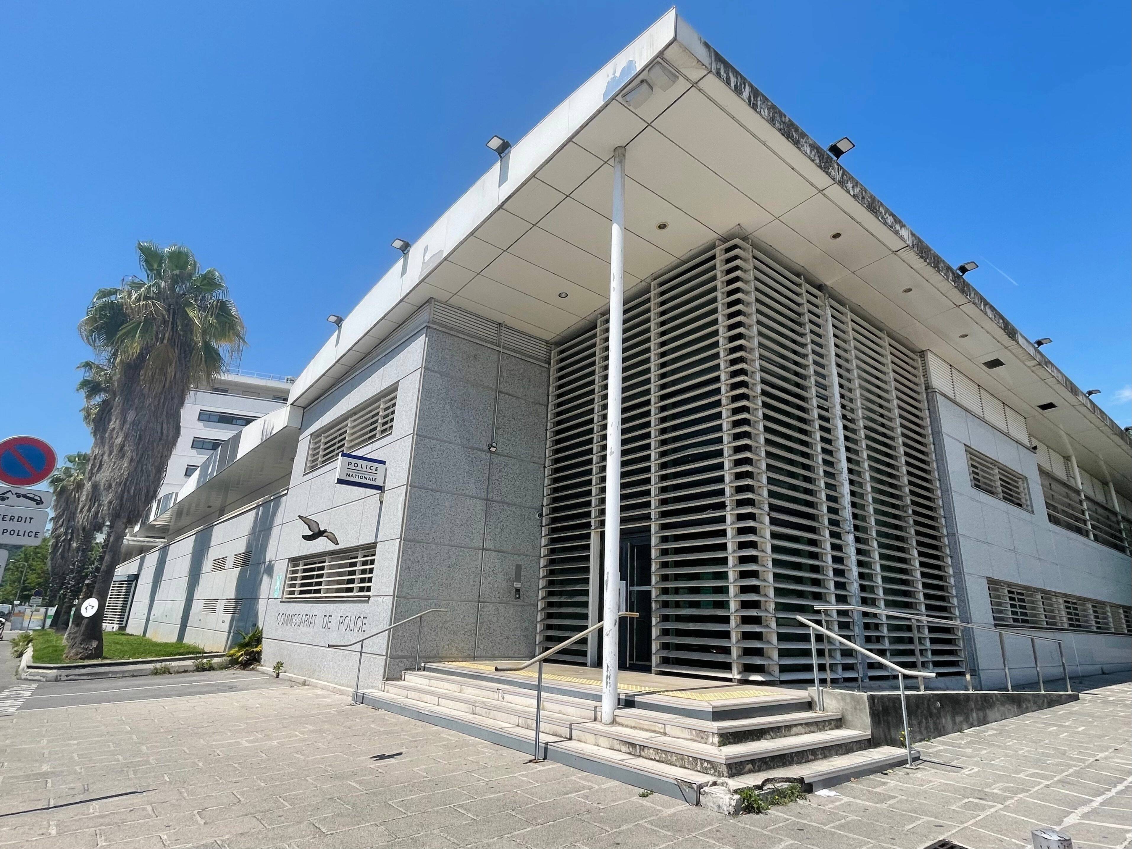 Policier visé par des mortiers à l'Ariane: une information judiciaire ouverte pour tentative d'homicide