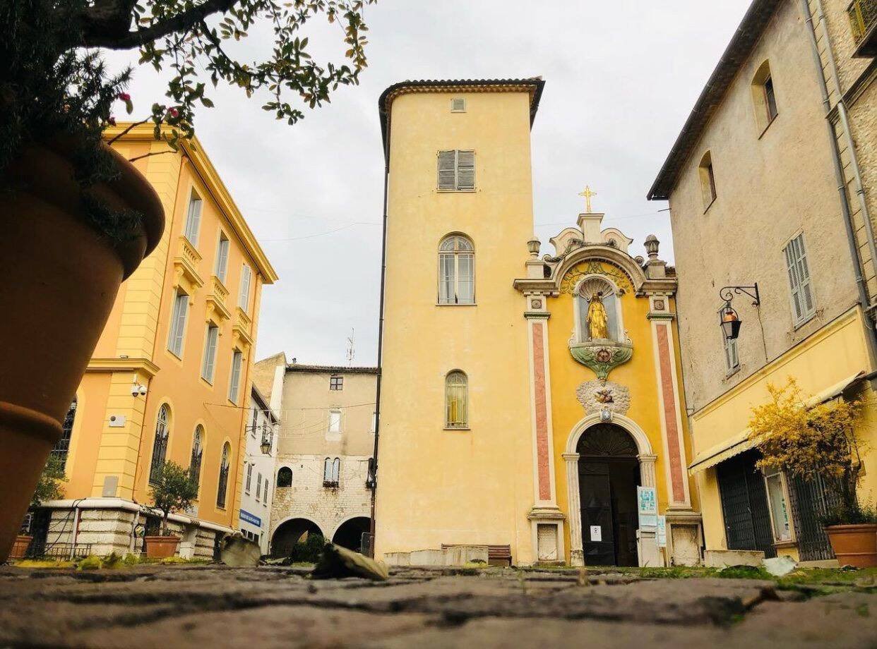 "Nous regrettons cette décision": pourquoi Vence a interdit un parcours pour la paix et la laïcité organisé ce samedi?