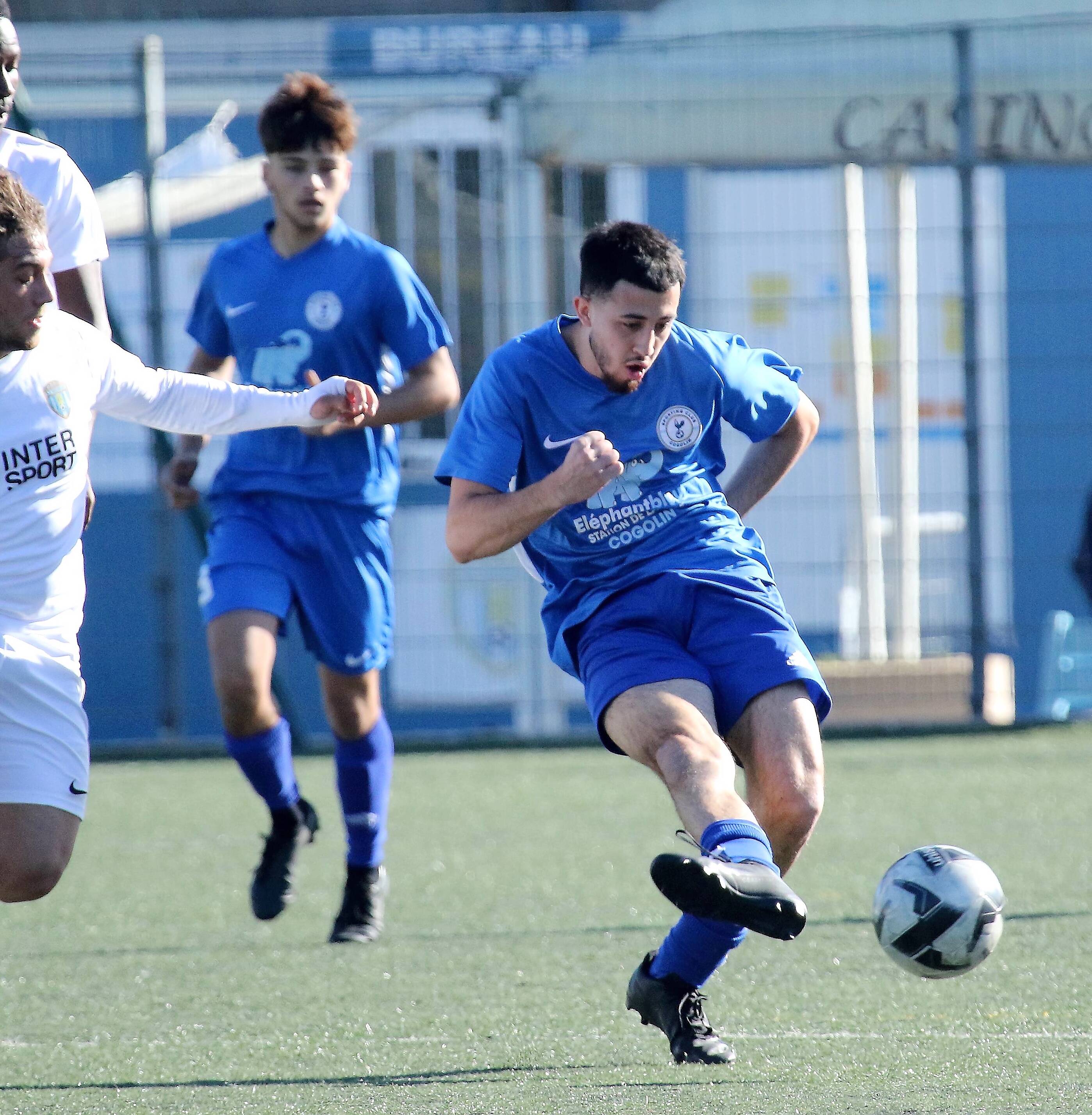 Un match de foot interrompu après une bagarre générale dans le golfe de Saint-Tropez