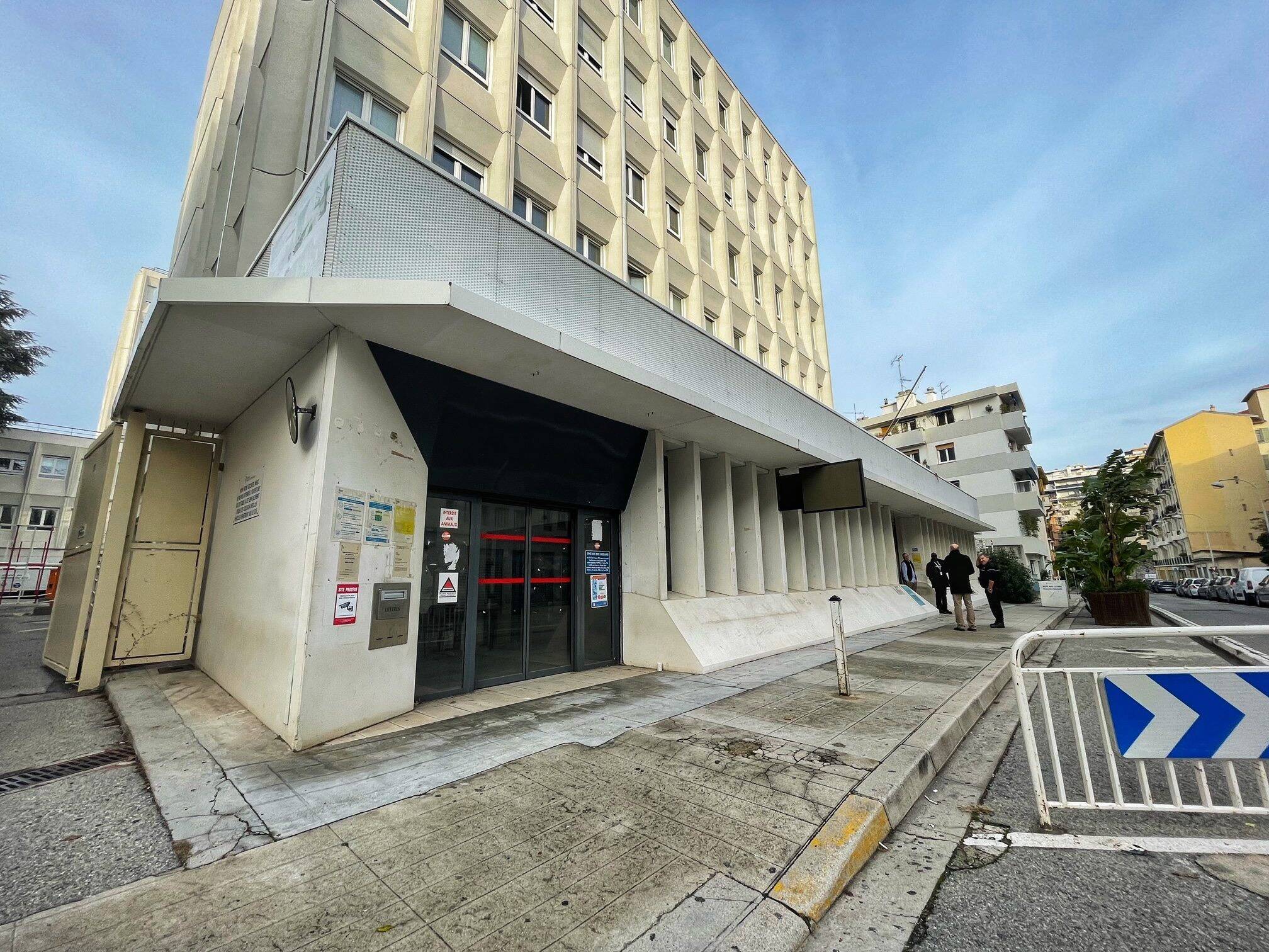 "L'hiver, il fait un froid terrible dans la file d'attent": tout ce qui va changer au centre des finances publiques de Nice