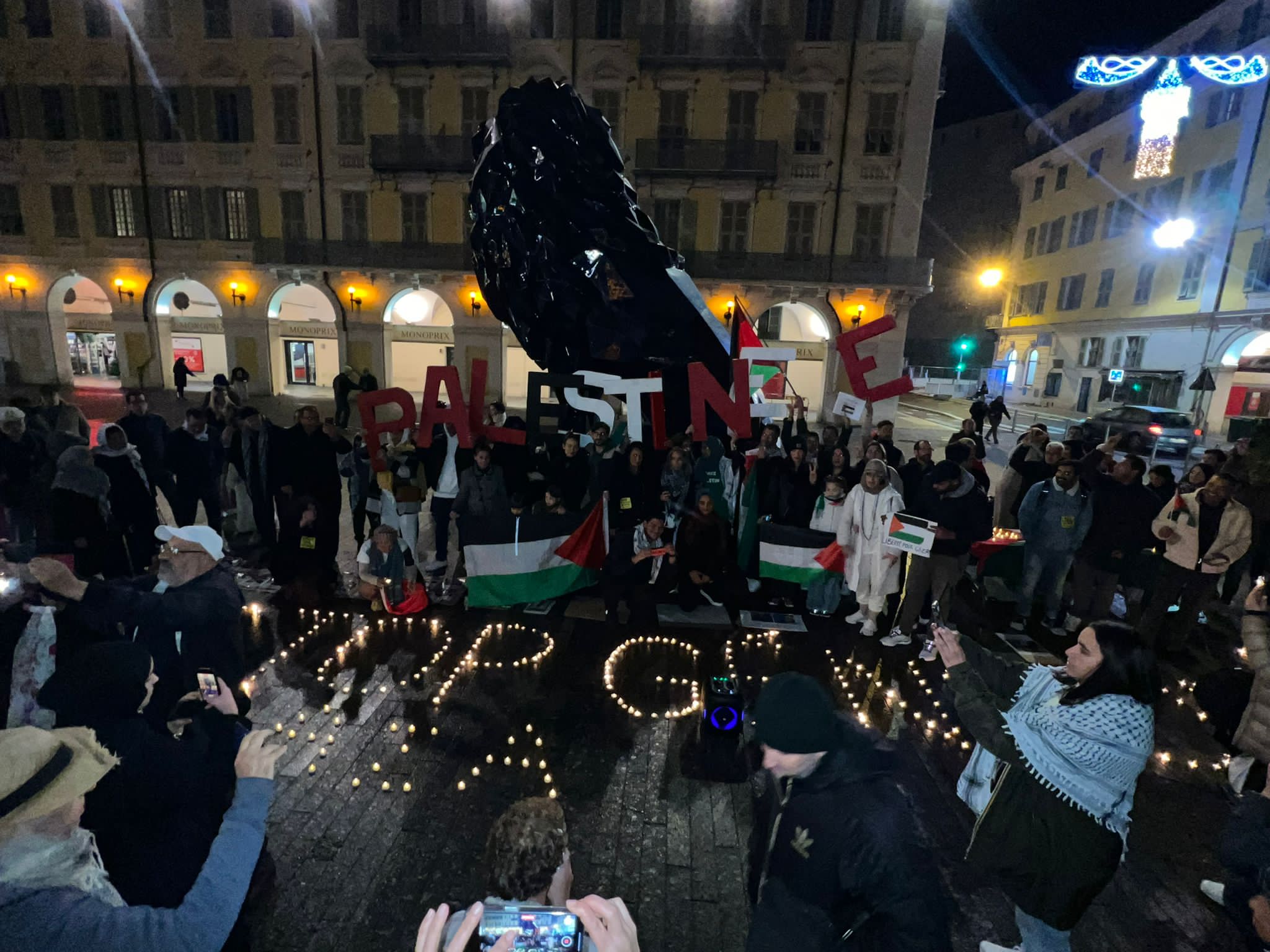 "Ce ne sont pas des bébés en plastique mais des bébés morts": un film sur Gaza diffusé à Nice dans un lieu tenu secret