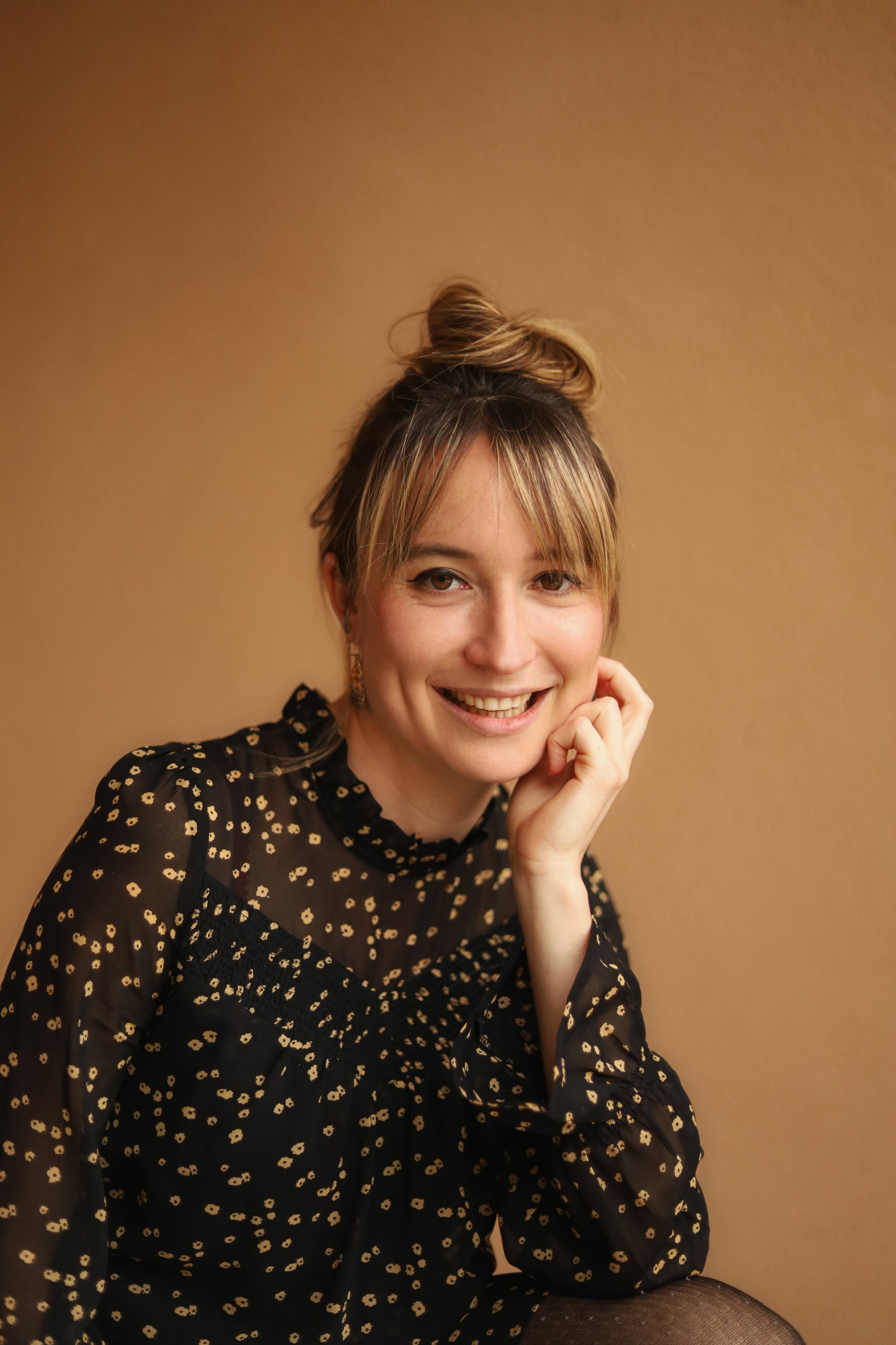 Qui est Mélissa Da Costa, qui détrône Guillaume Musso et devient la romancière la plus vendue en France?