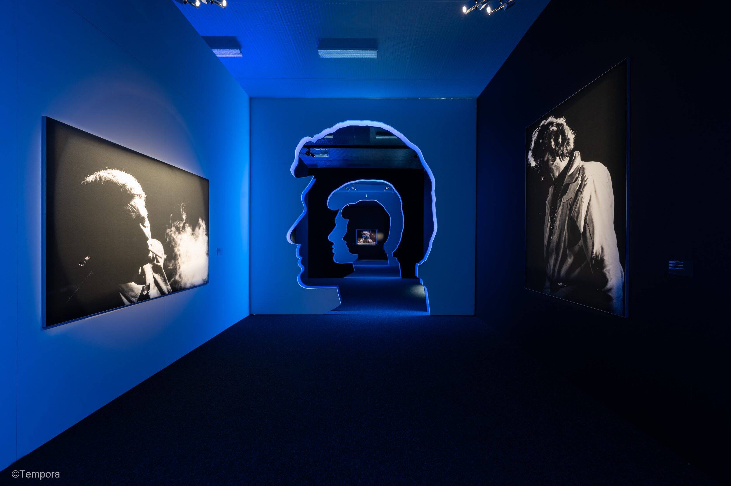 On a visité l'exposition Johnny Hallyday à Paris en avant-première... et on a été un peu déçu