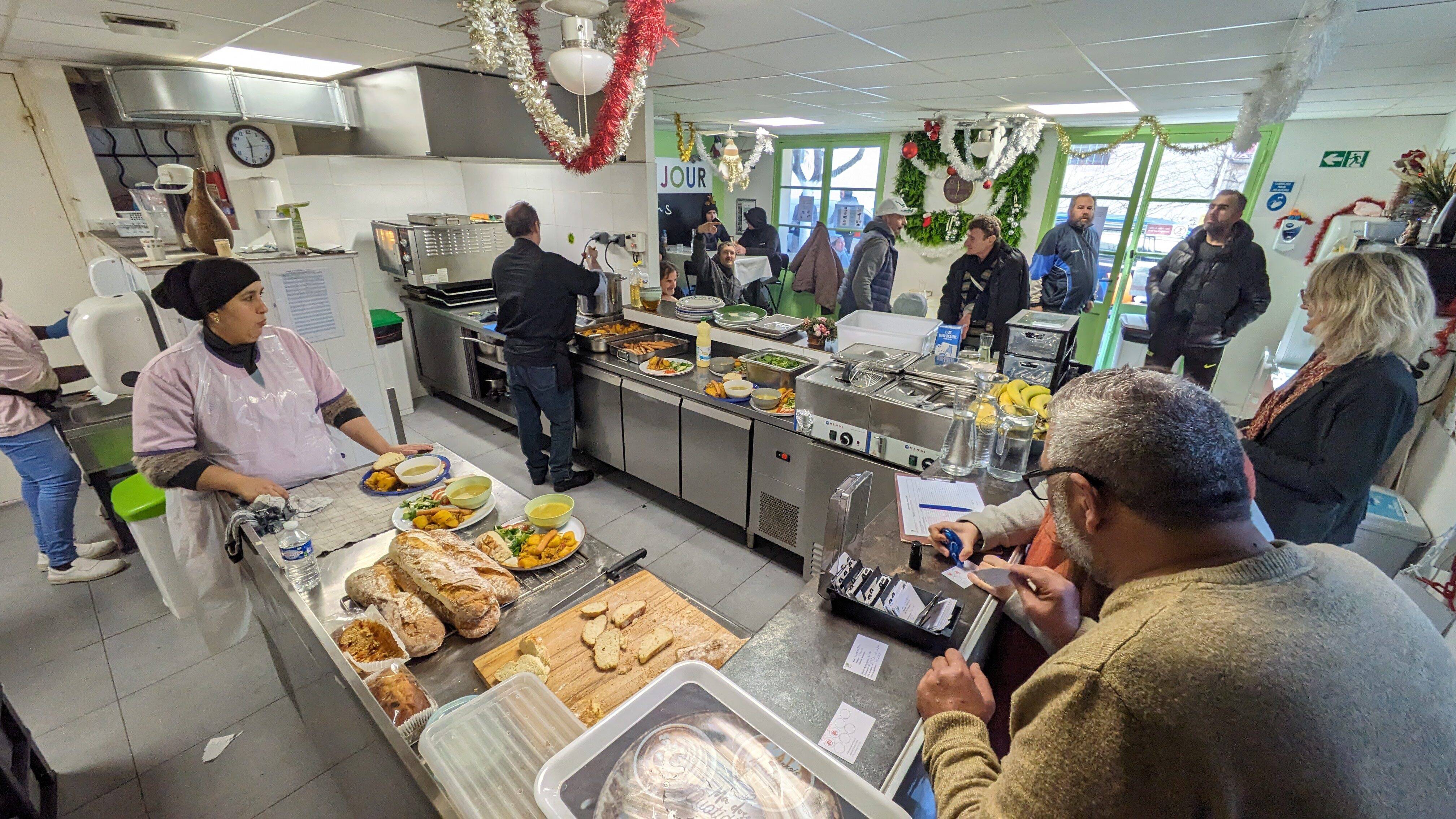 "Les bénéficiaires retrouvent une notion du chez-soi": cette association vient en aide aux sans domicile fixe dans le Var