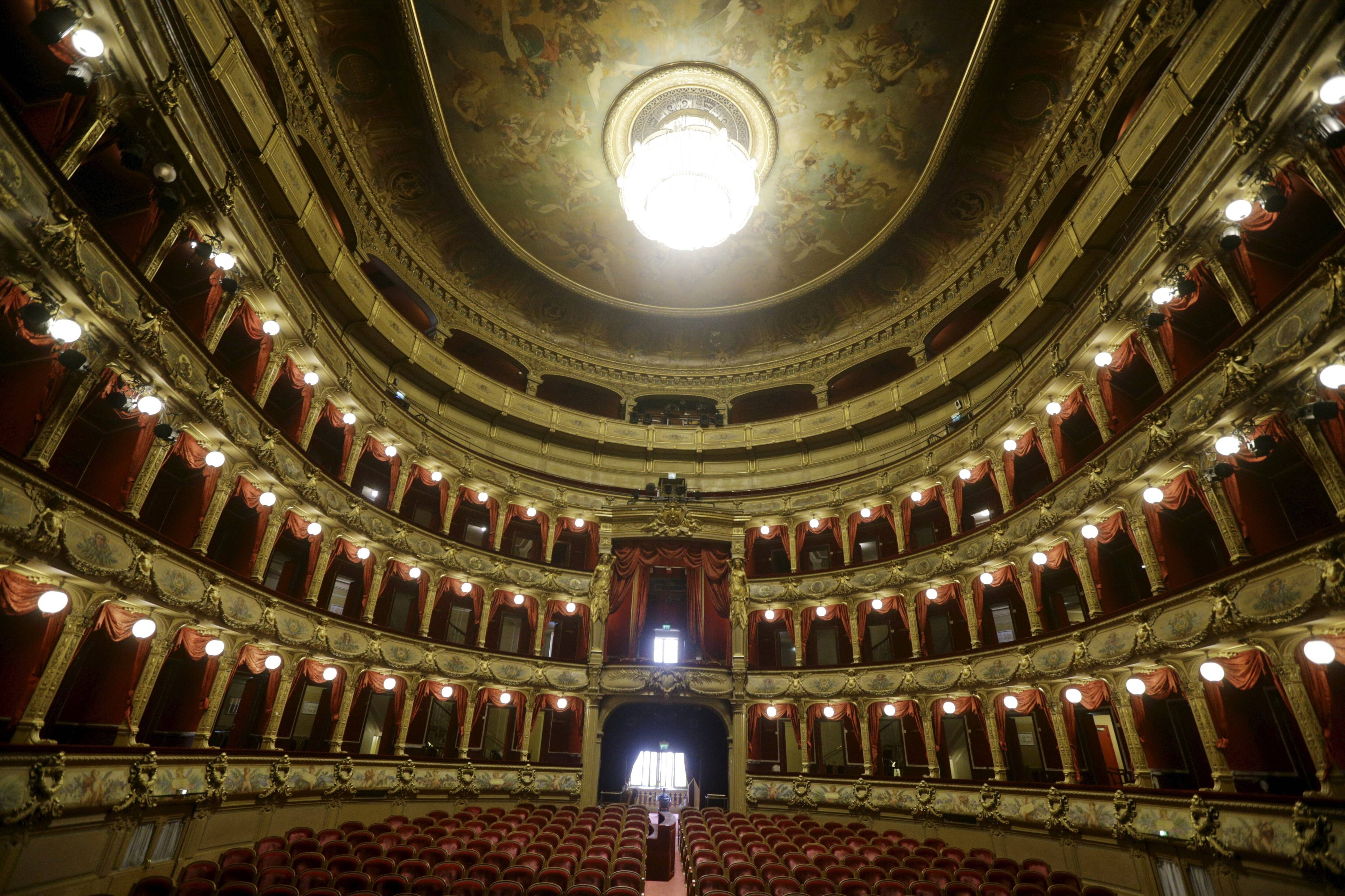 Un concert gratuit du nouvel An à l'opéra sur un air de valse viennoise à Nice