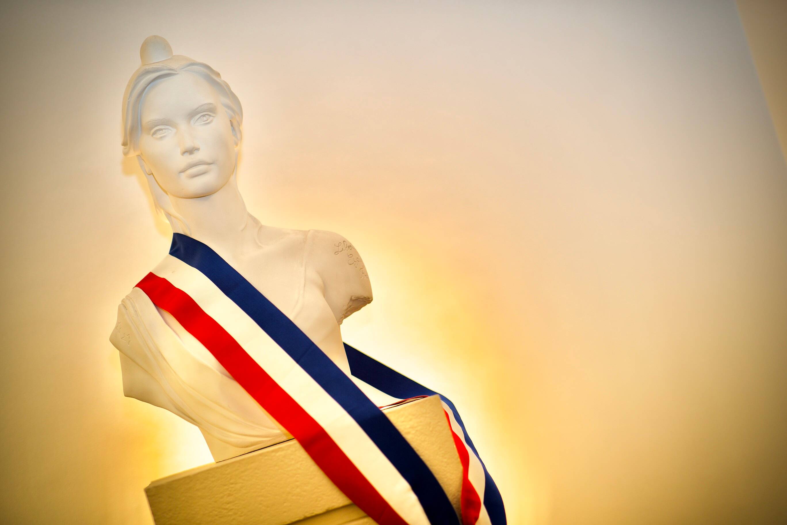 "Si c'était à refaire, on le referait": ce qu'il faut retenir de l'interview croisée des maires de Cotignac et du Val