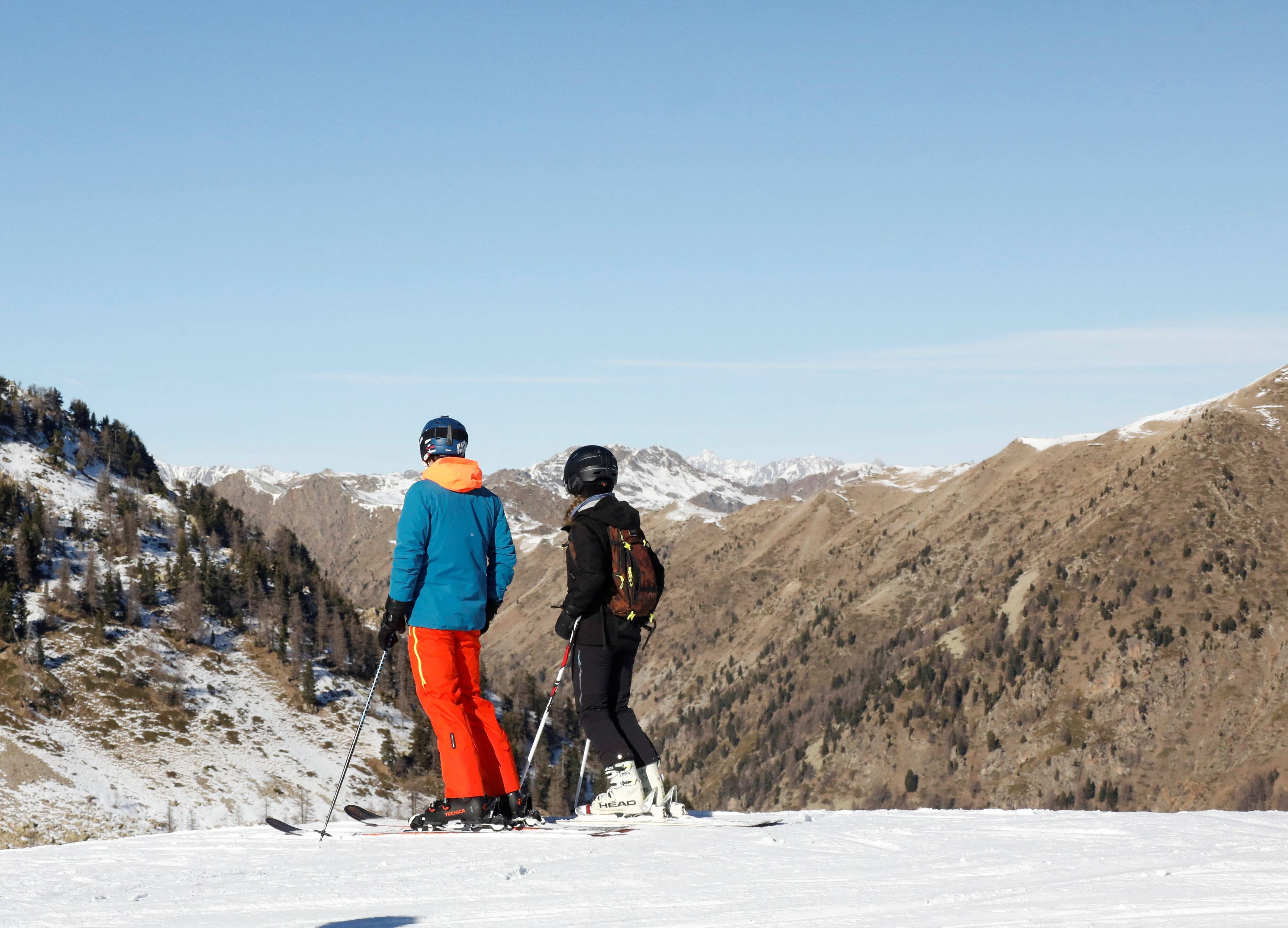 Y a-t-il moins de neige qu'avant dans les stations des Alpes-Maritimes, et à quoi s'attendre pour l'avenir?